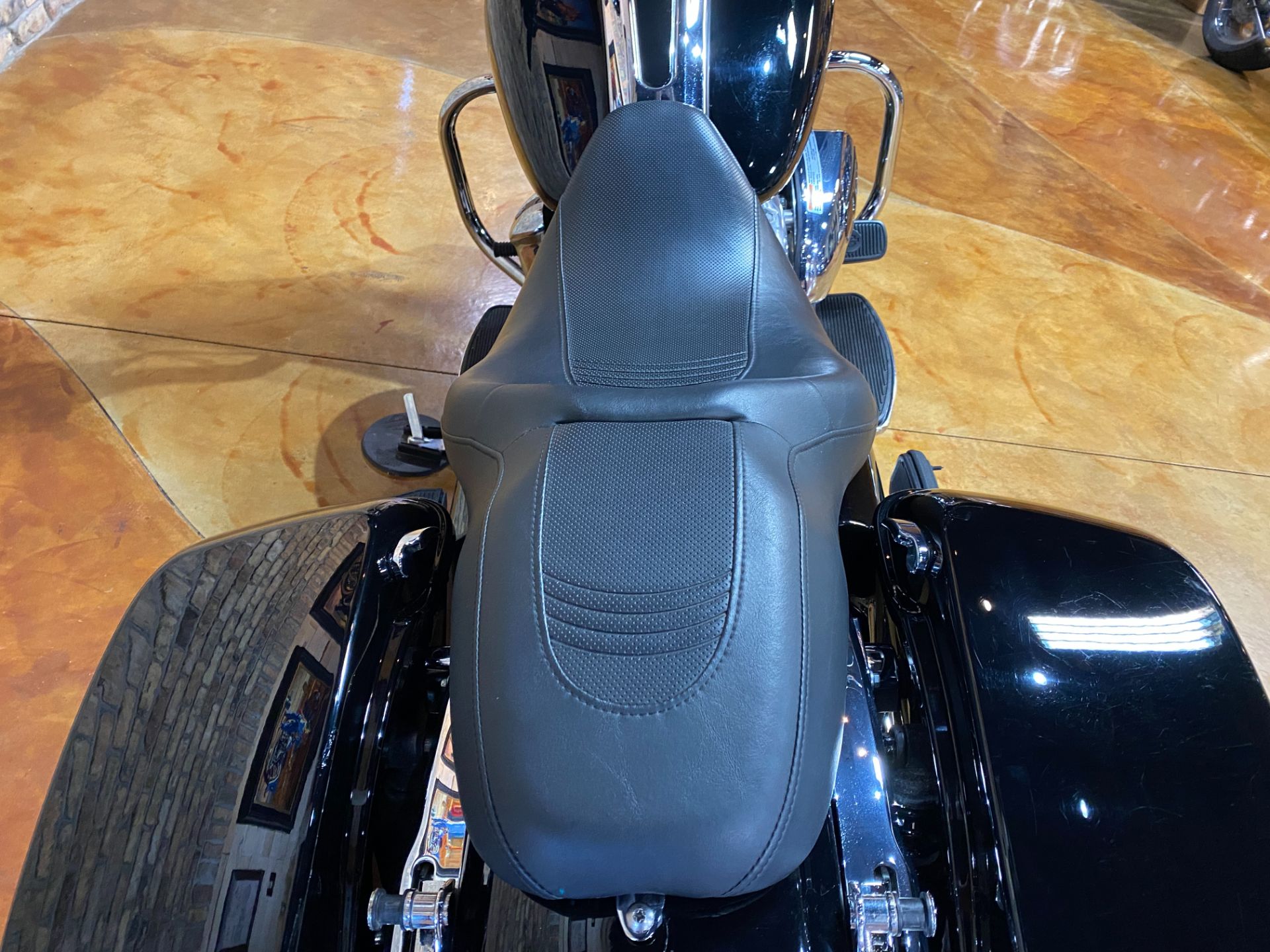 2020 Harley-Davidson Electra Glide® Standard in Big Bend, Wisconsin - Photo 11