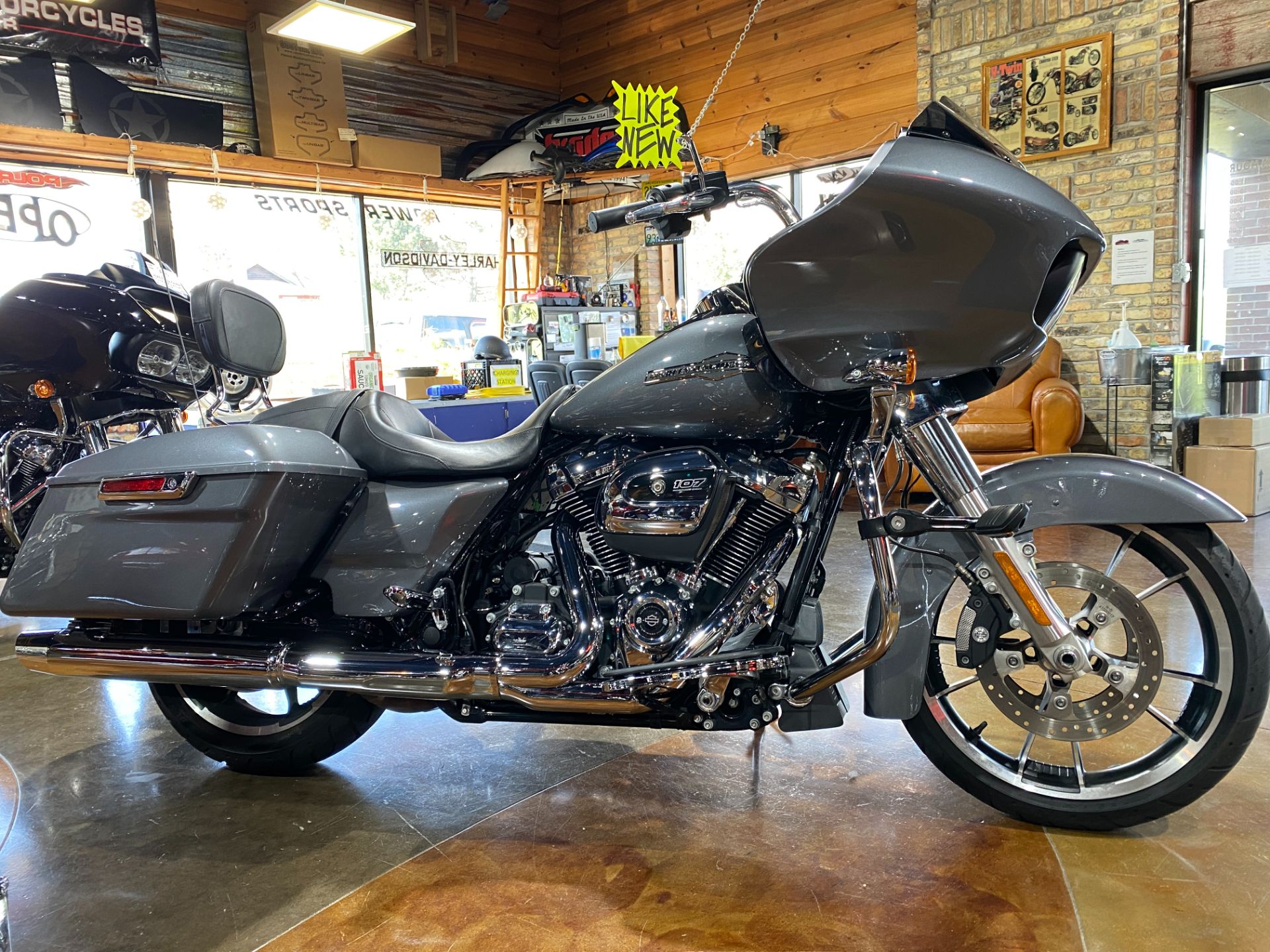 2021 Harley-Davidson Road Glide® in Big Bend, Wisconsin - Photo 63