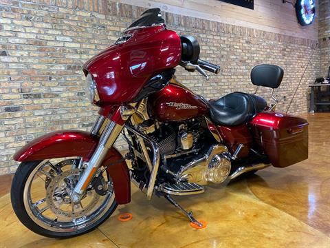 2016 Harley-Davidson Street Glide® Special in Big Bend, Wisconsin - Photo 3
