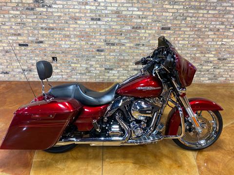 2016 Harley-Davidson Street Glide® Special in Big Bend, Wisconsin - Photo 20