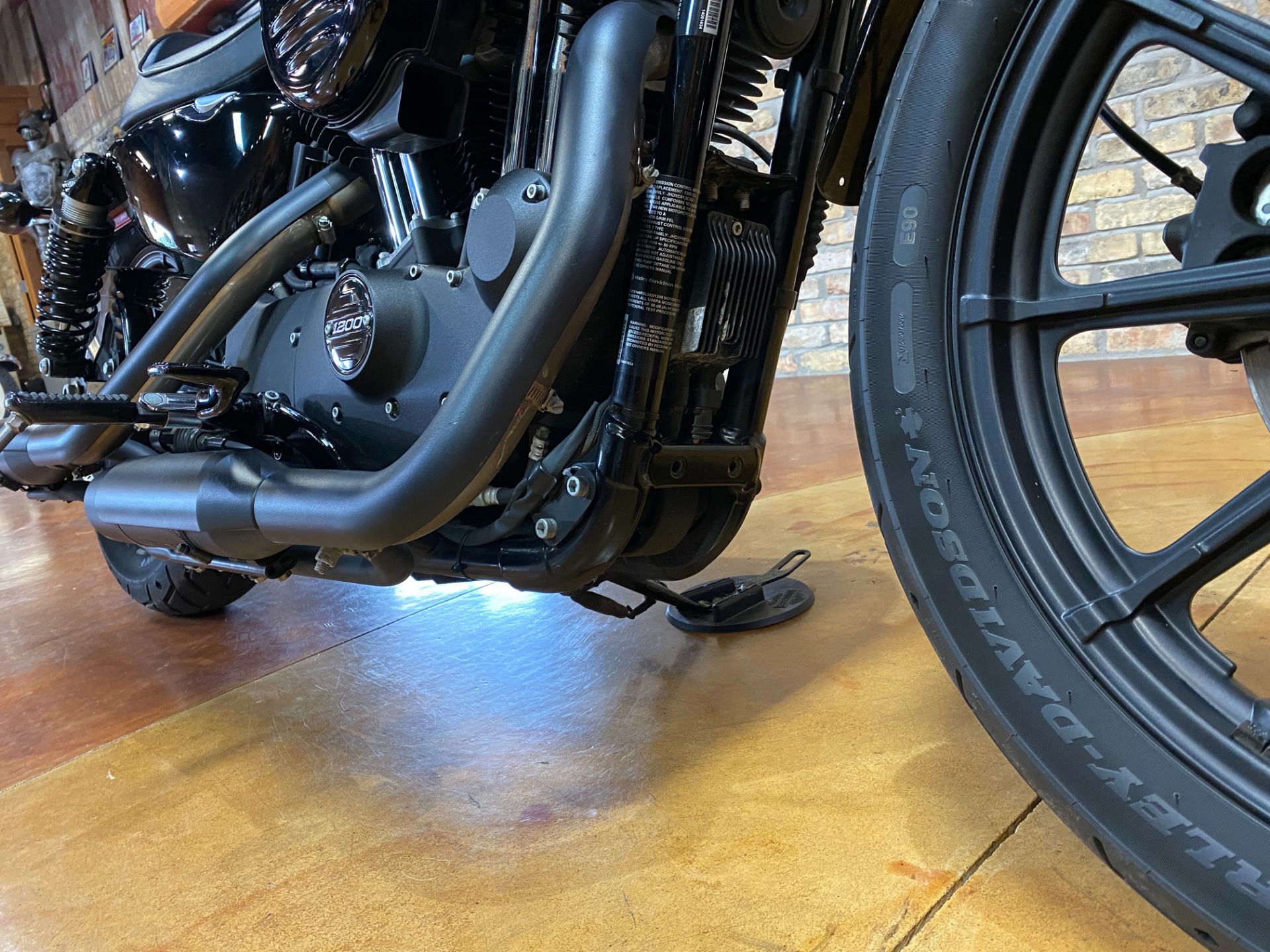 2018 Harley-Davidson Iron 1200™ in Big Bend, Wisconsin - Photo 9