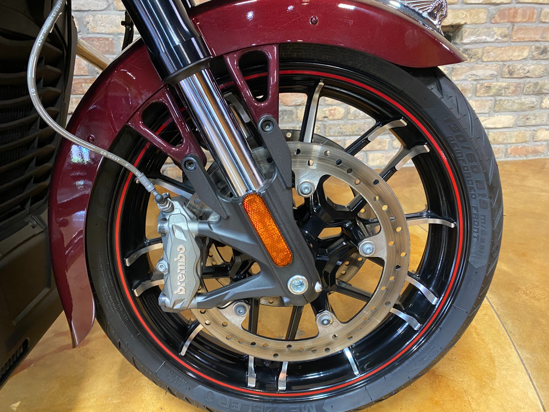 2023 Indian Motorcycle Challenger® Limited in Big Bend, Wisconsin - Photo 4