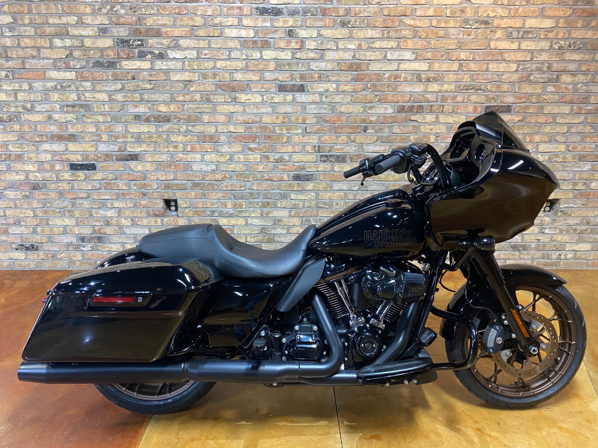2023 Harley-Davidson Road Glide® ST in Big Bend, Wisconsin - Photo 24