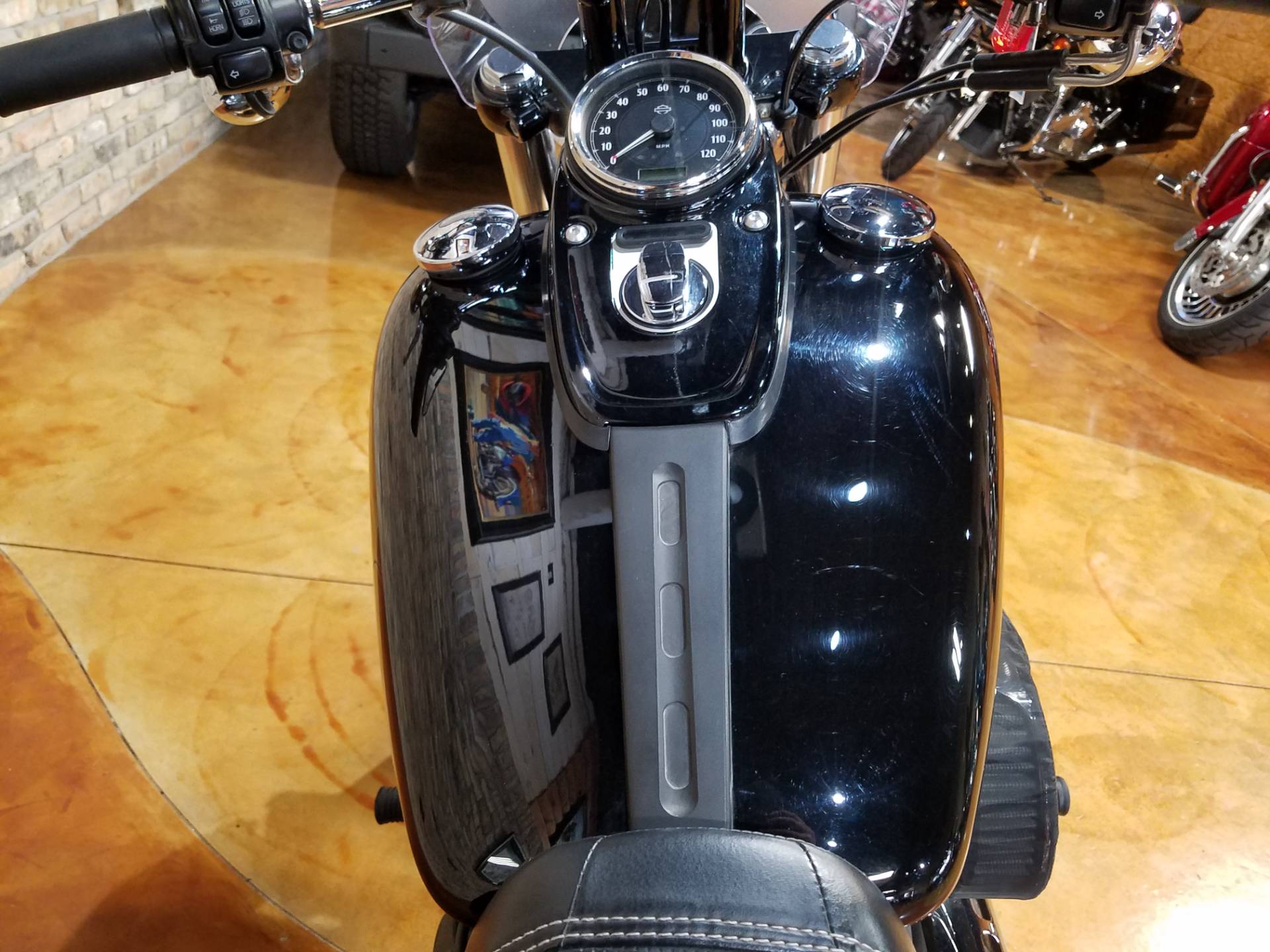 2014 Harley-Davidson Dyna® Fat Bob® in Big Bend, Wisconsin - Photo 24