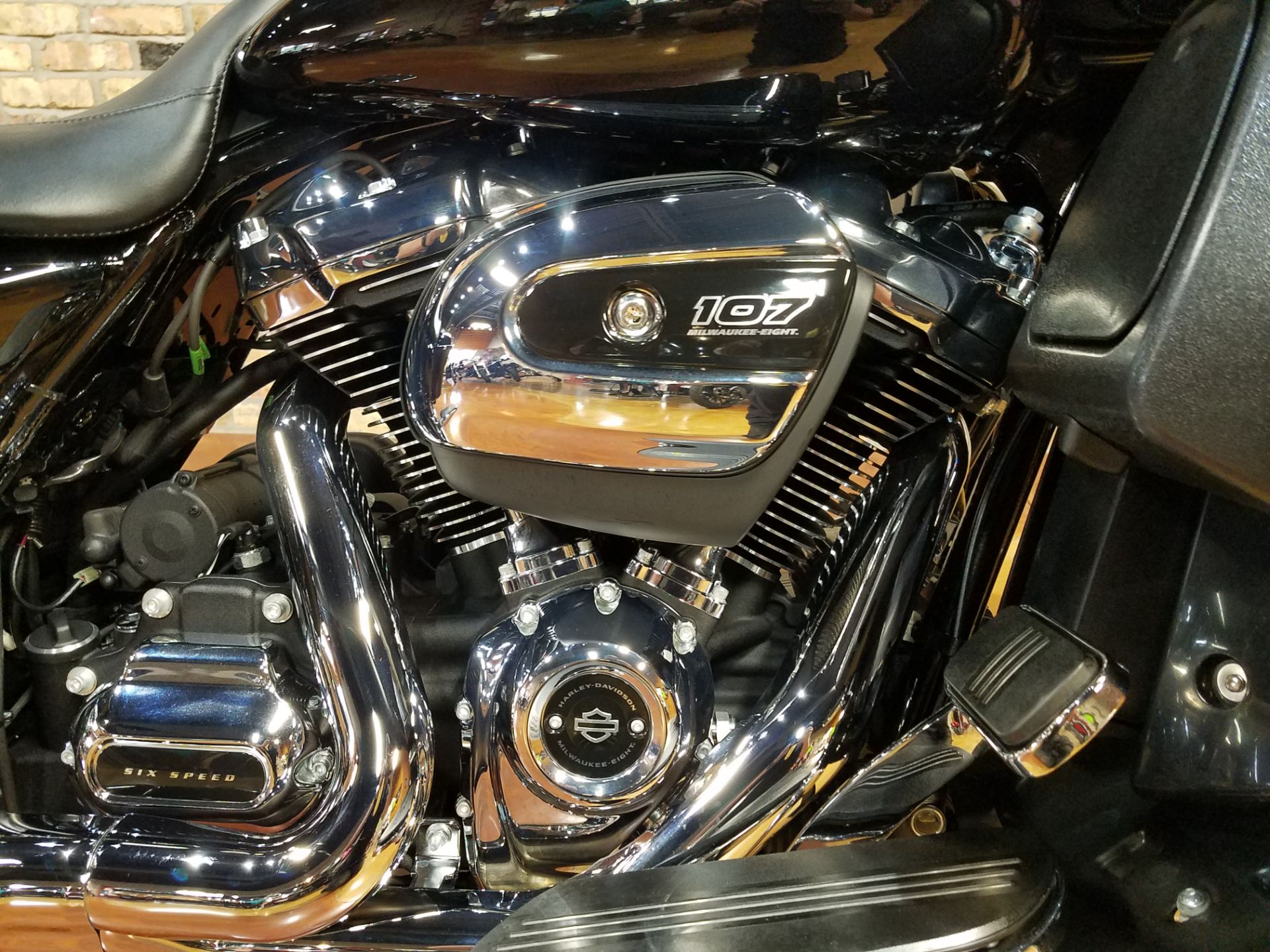 2019 Harley-Davidson Road Glide® in Big Bend, Wisconsin - Photo 9