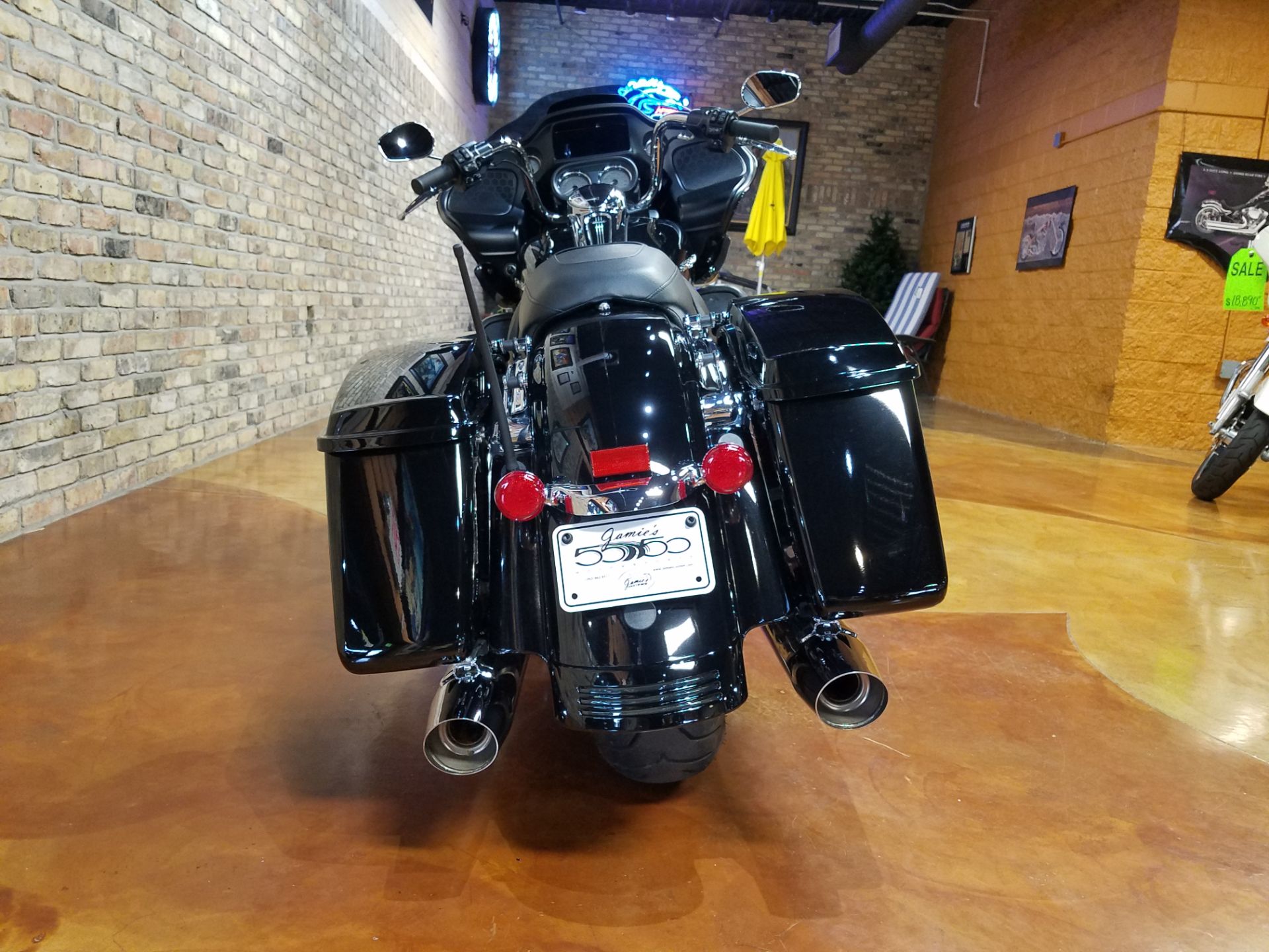 2019 Harley-Davidson Road Glide® in Big Bend, Wisconsin - Photo 25