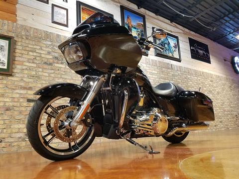 2019 Harley-Davidson Road Glide® in Big Bend, Wisconsin - Photo 32