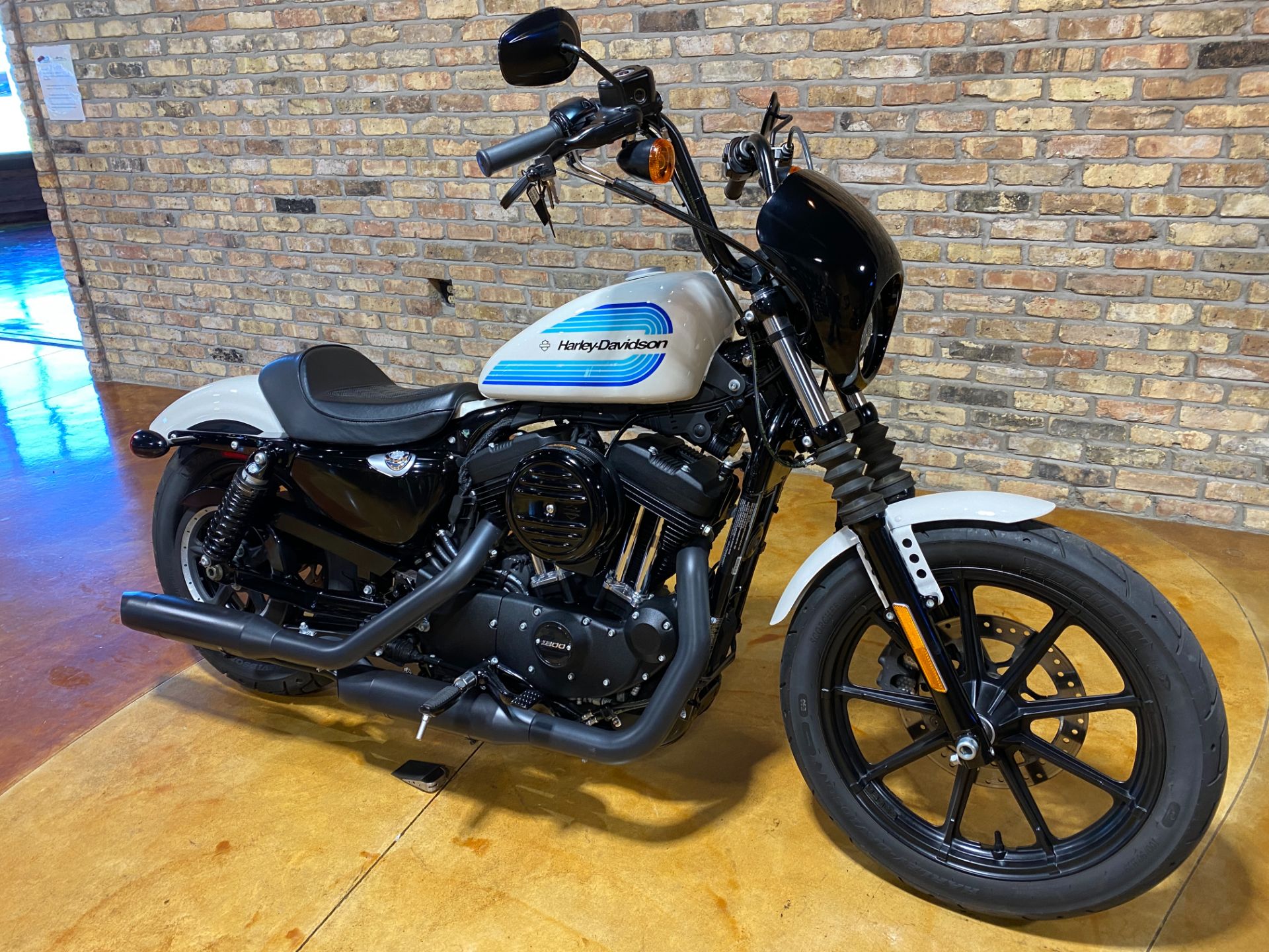 2018 Harley-Davidson Iron 1200™ in Big Bend, Wisconsin - Photo 3