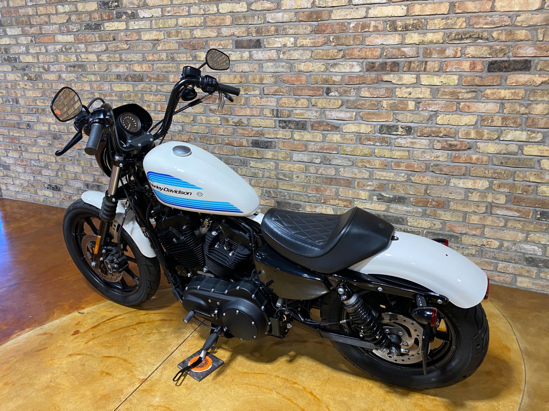 2018 Harley-Davidson Iron 1200™ in Big Bend, Wisconsin - Photo 22