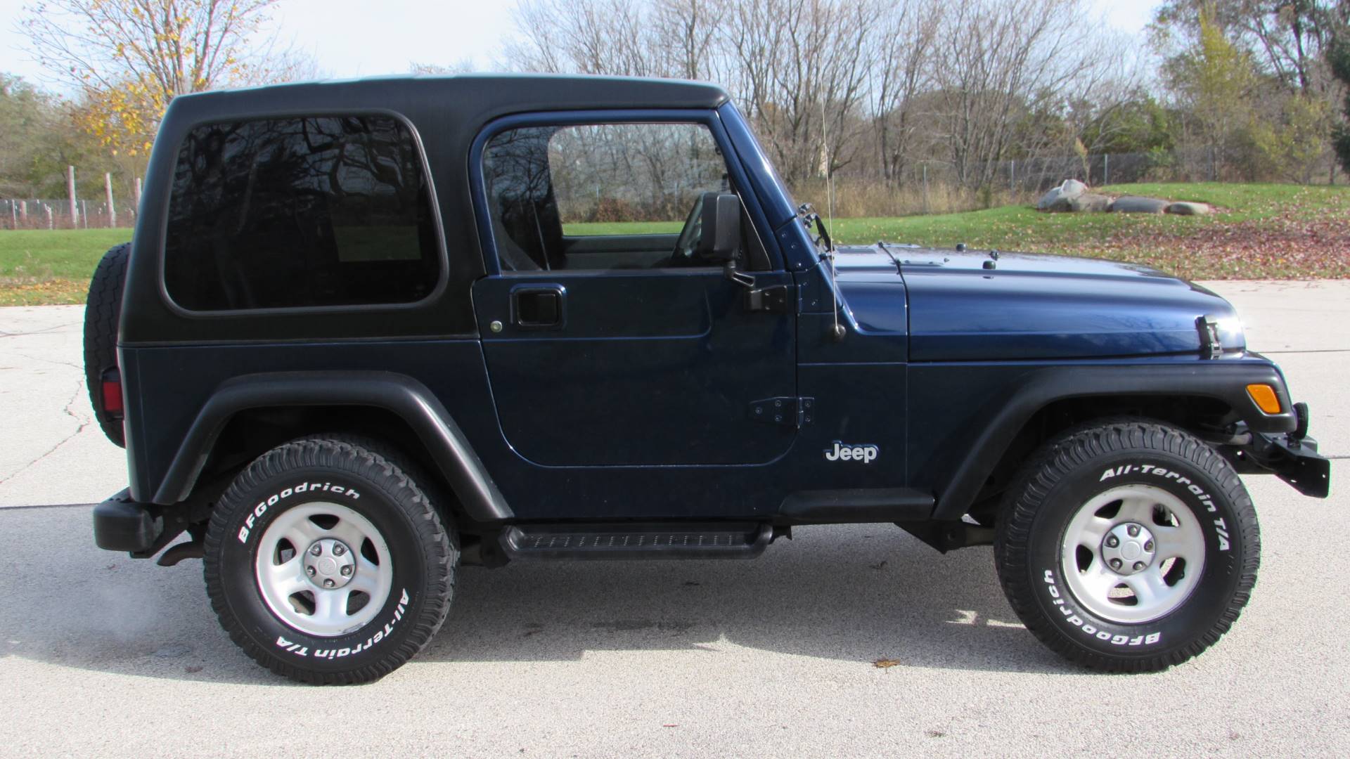 Used 2002 Jeep Wrangler X | Automobile in Big Bend WI | 3051 Blue