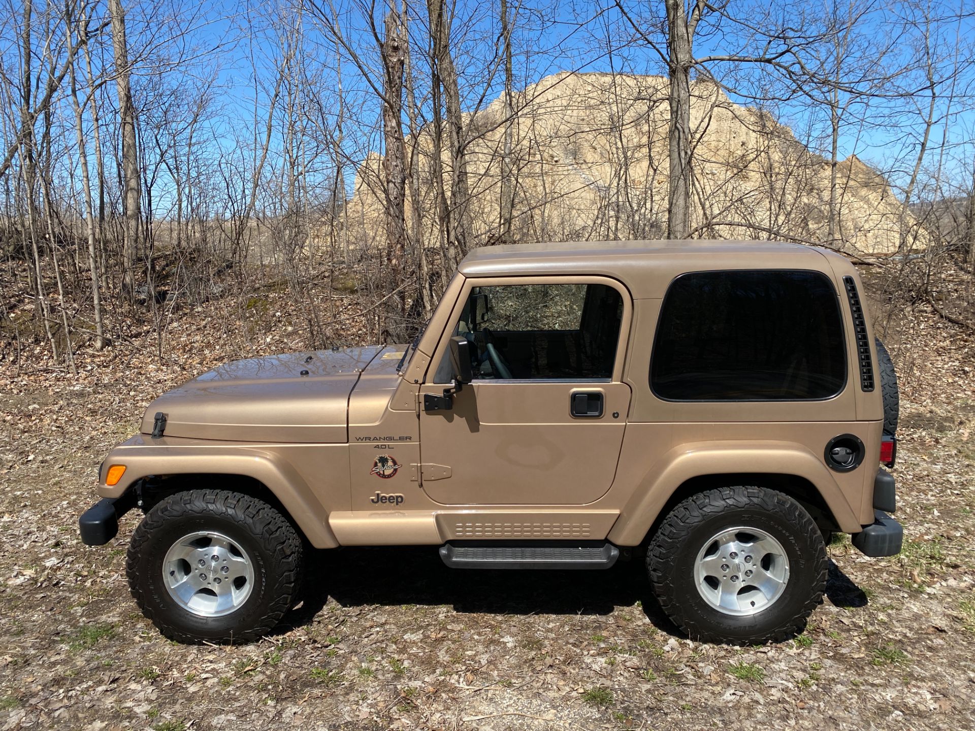 2000 Jeep® Wrangler Sahara in Big Bend, Wisconsin - Photo 5