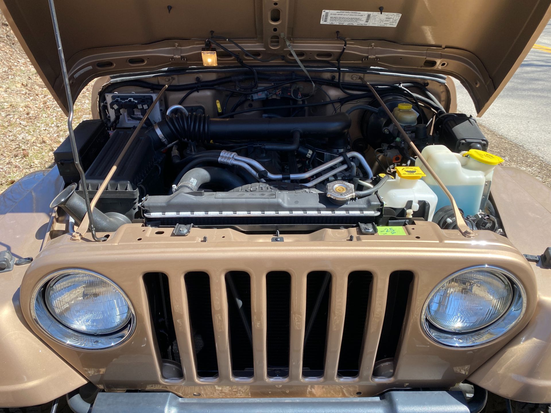 2000 Jeep® Wrangler Sahara in Big Bend, Wisconsin - Photo 14