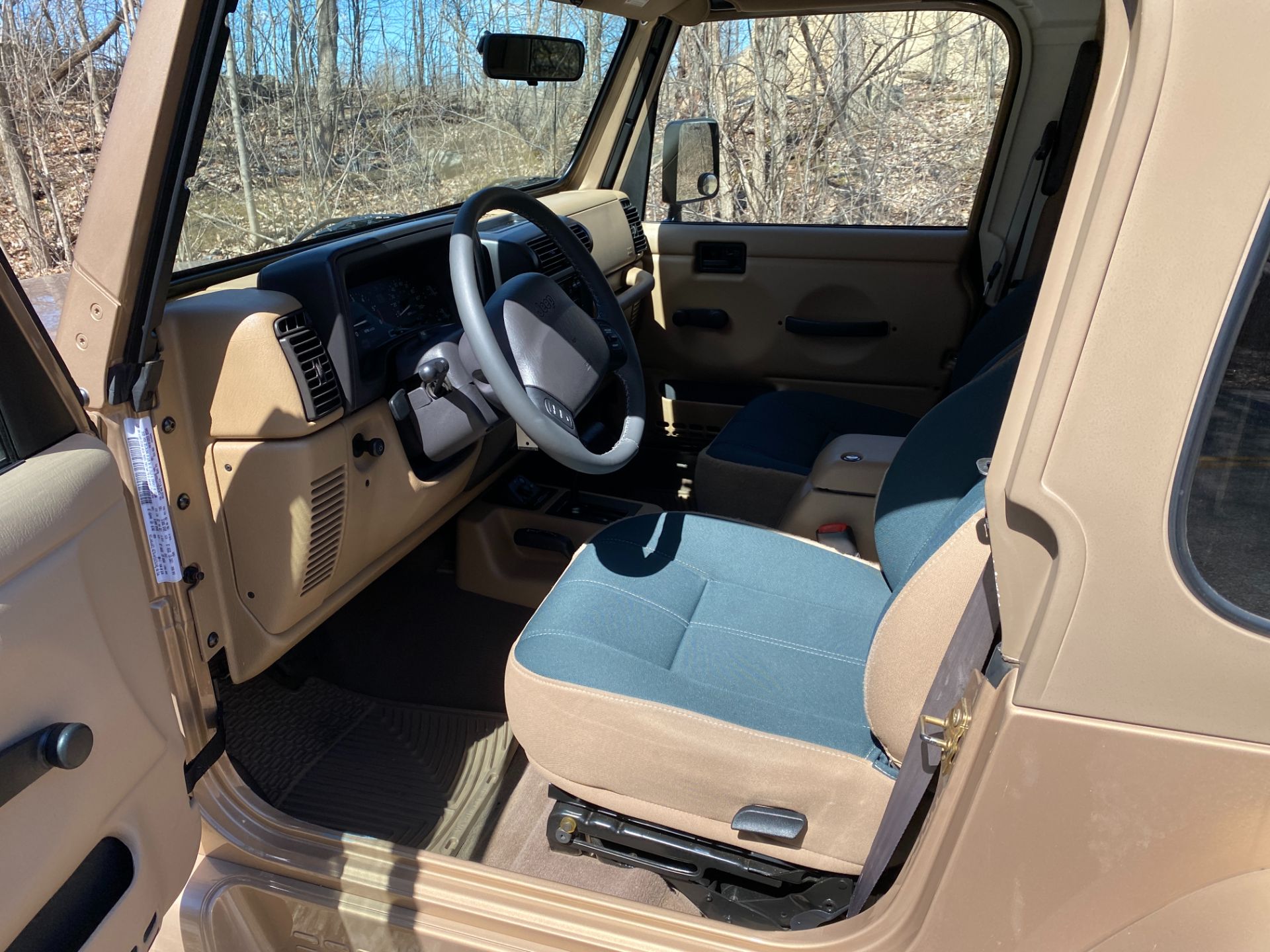 2000 Jeep® Wrangler Sahara in Big Bend, Wisconsin - Photo 34