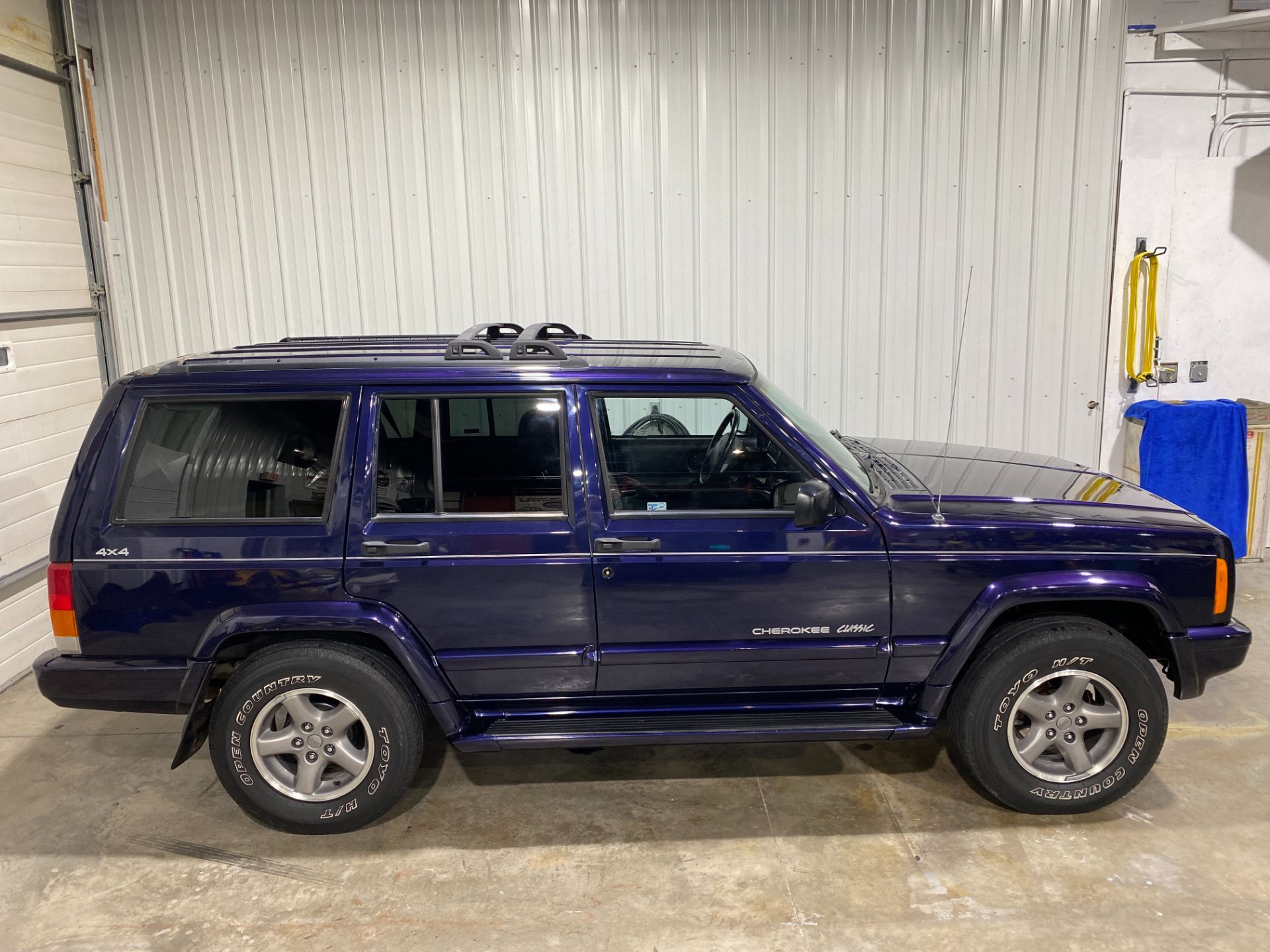 1999 Jeep® Cherokee Classic in Big Bend, Wisconsin - Photo 57