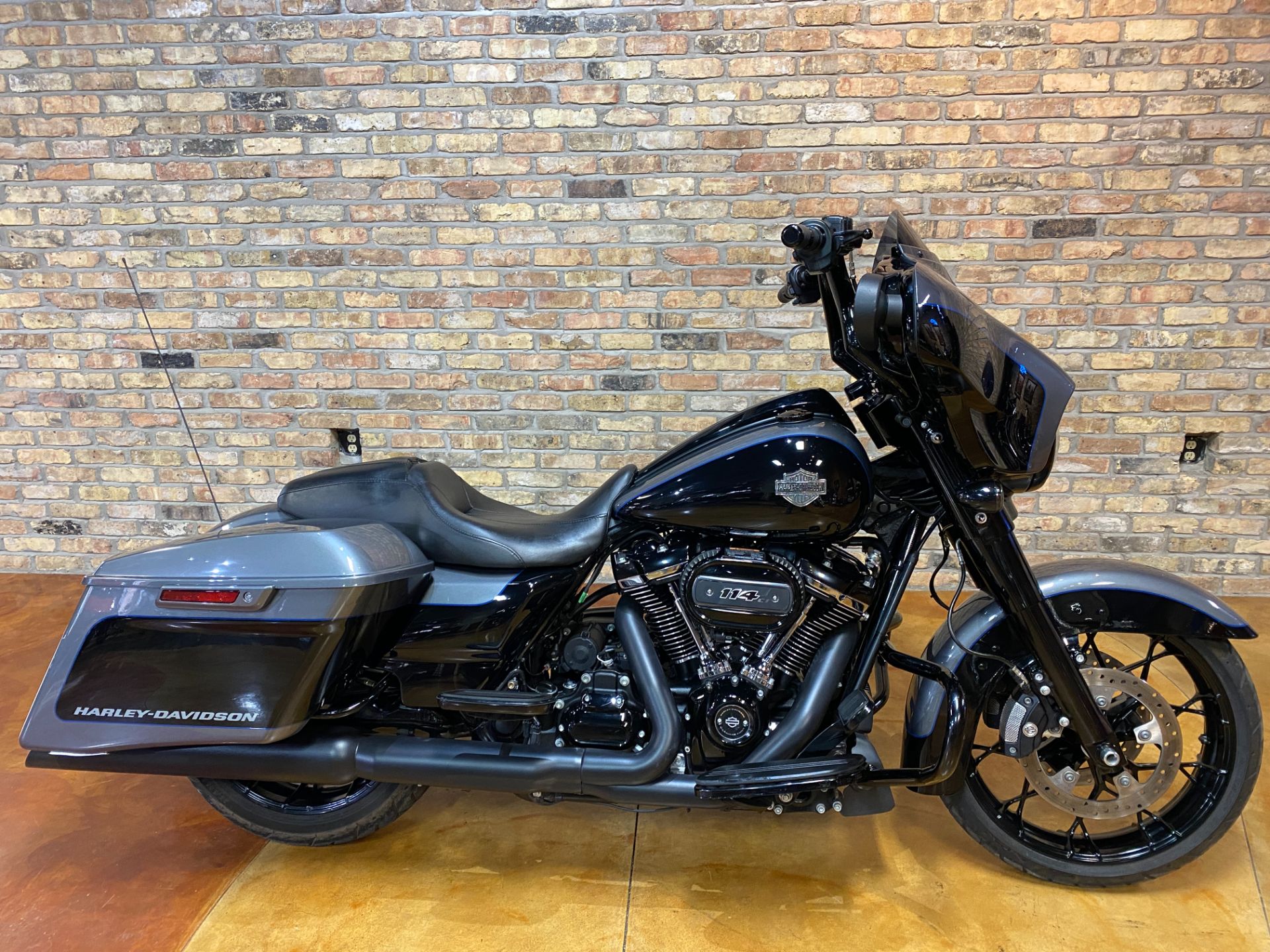 2021 Harley-Davidson Street Glide® Special in Big Bend, Wisconsin - Photo 14