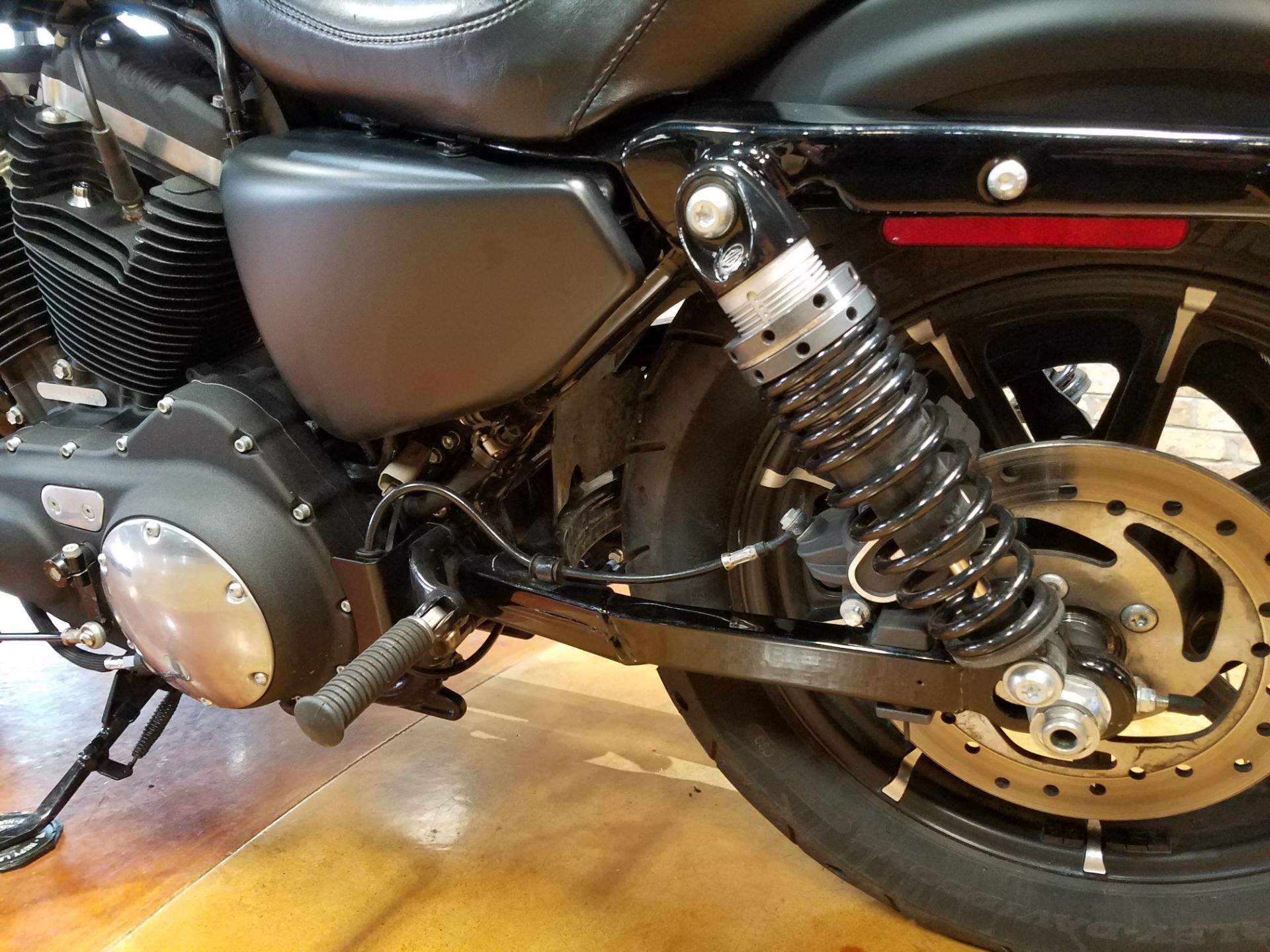 2017 Harley-Davidson Iron 883™ in Big Bend, Wisconsin - Photo 51