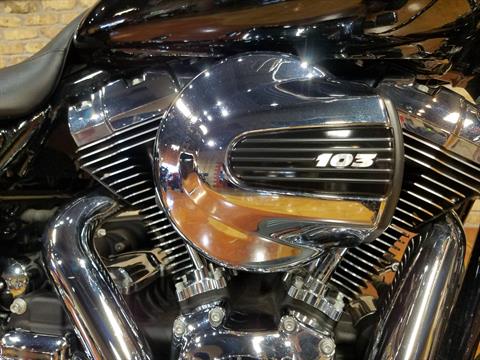 2016 Harley-Davidson Road Glide® Special in Big Bend, Wisconsin - Photo 9