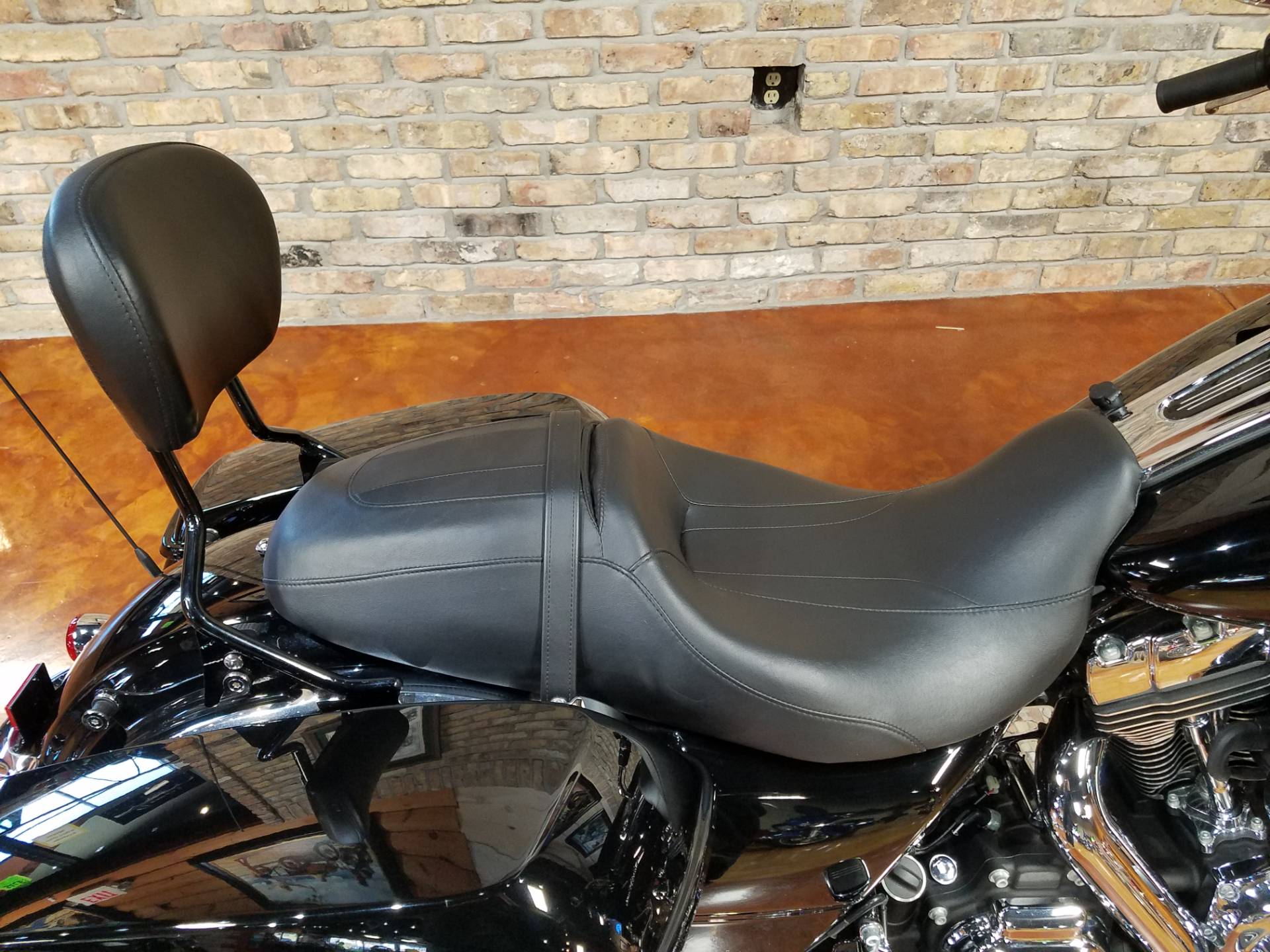 2016 Harley-Davidson Road Glide® Special in Big Bend, Wisconsin - Photo 23