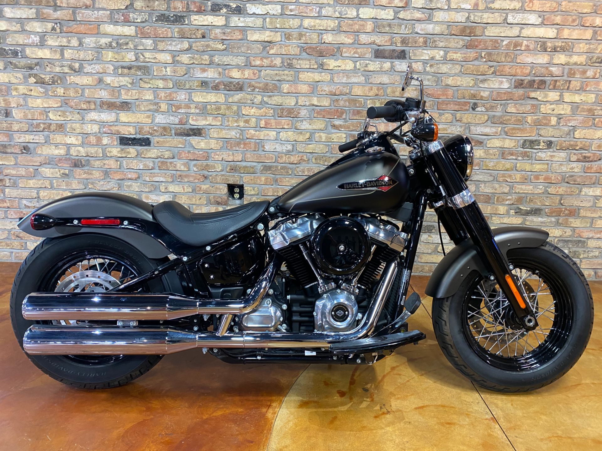 2021 Harley-Davidson Softail Slim® in Big Bend, Wisconsin - Photo 15