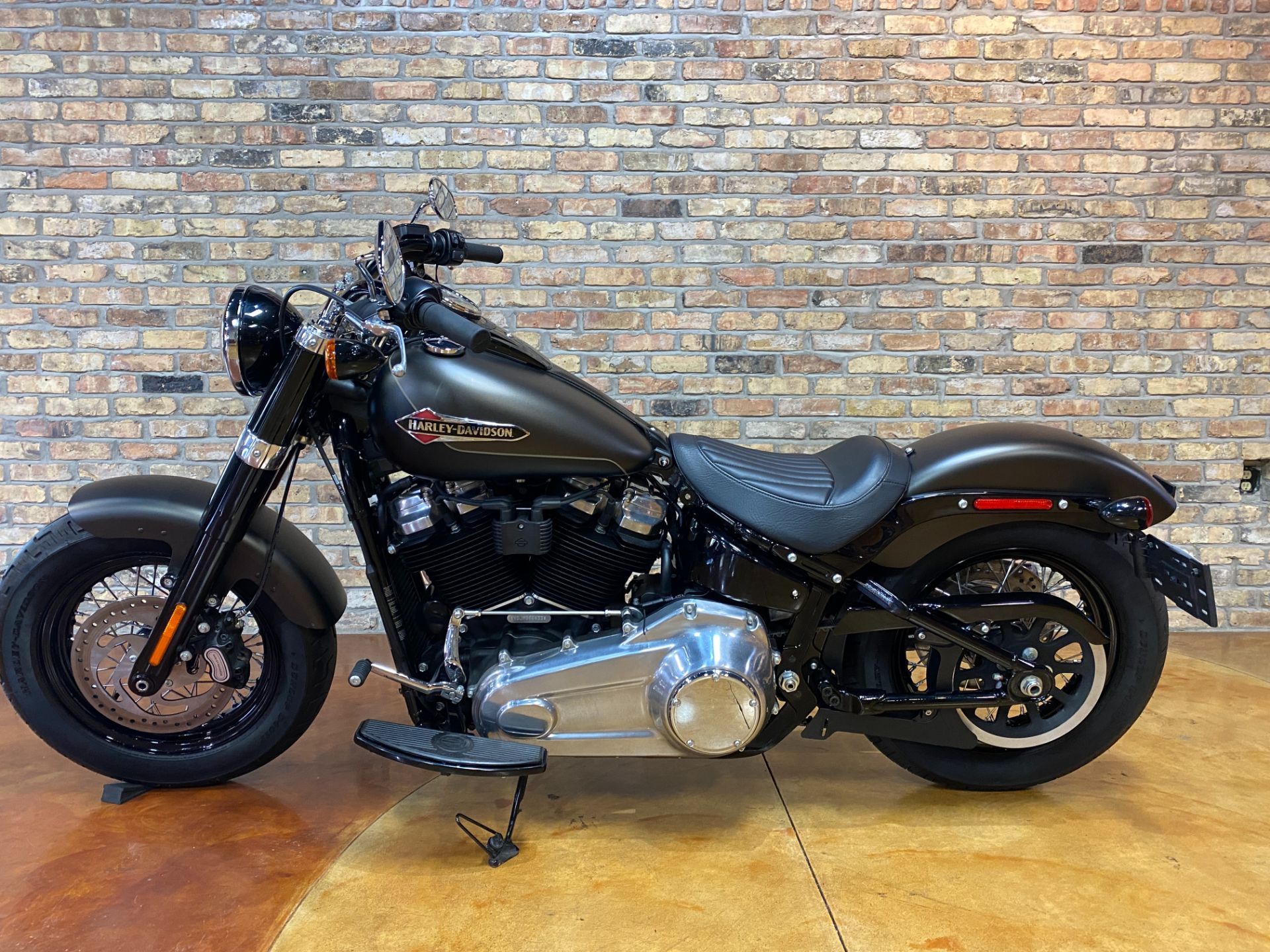 2021 Harley-Davidson Softail Slim® in Big Bend, Wisconsin - Photo 16