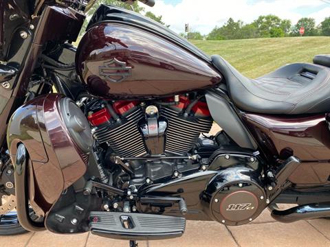 2019 Harley-Davidson CVO™ Street Glide® in Big Bend, Wisconsin - Photo 6