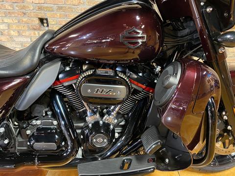 2019 Harley-Davidson CVO™ Street Glide® in Big Bend, Wisconsin - Photo 30