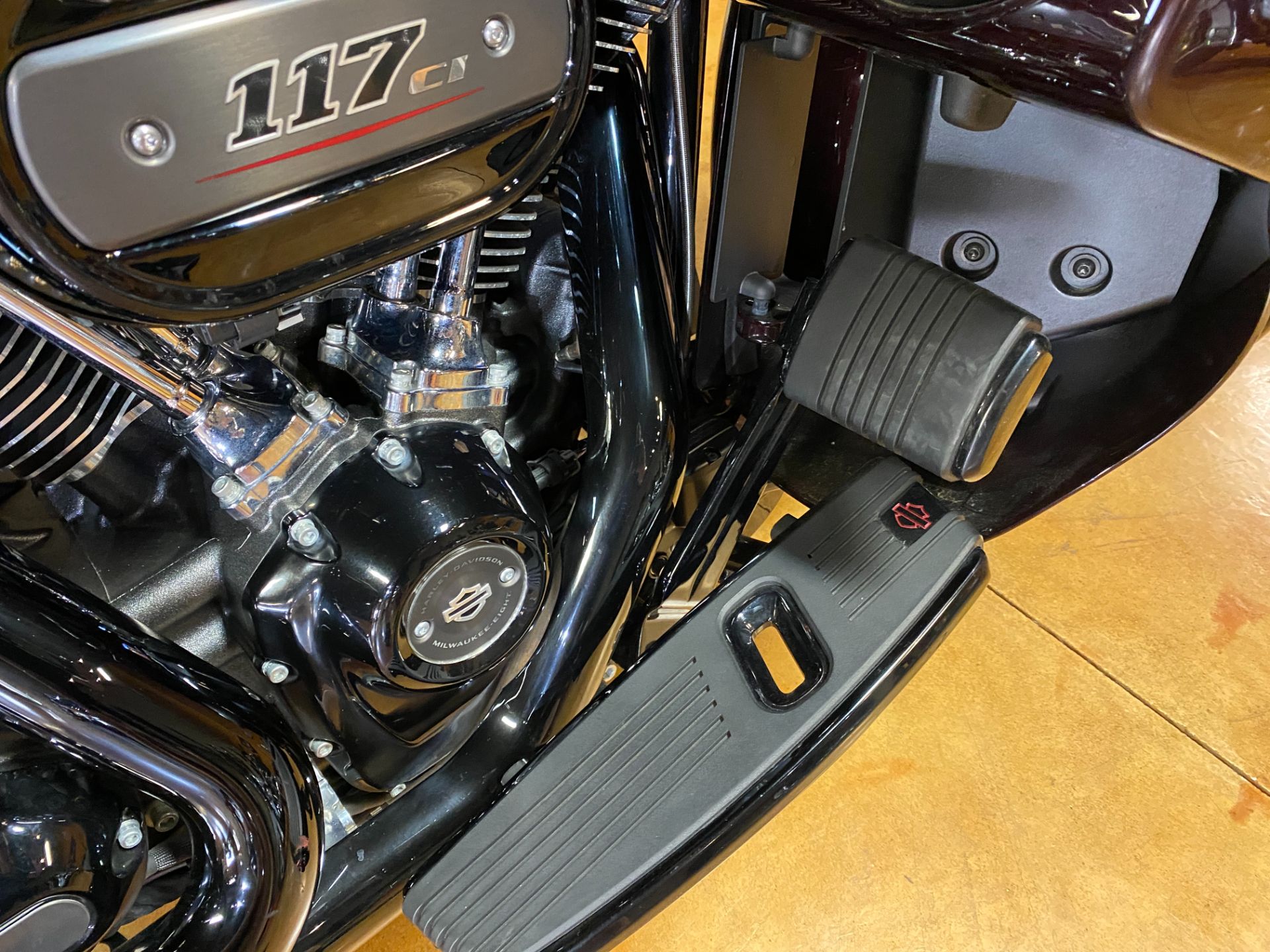2019 Harley-Davidson CVO™ Street Glide® in Big Bend, Wisconsin - Photo 31