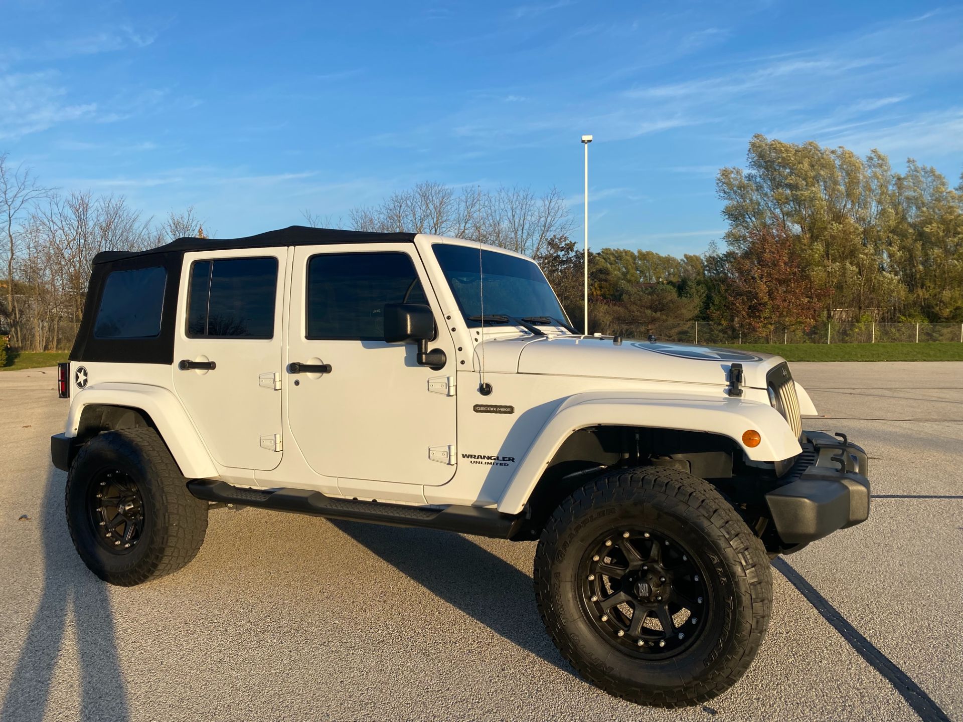 2017 Jeep® Jeep Wrangler Unlimited Freedom OSCAR MIKE EDITION in Big Bend, Wisconsin - Photo 16