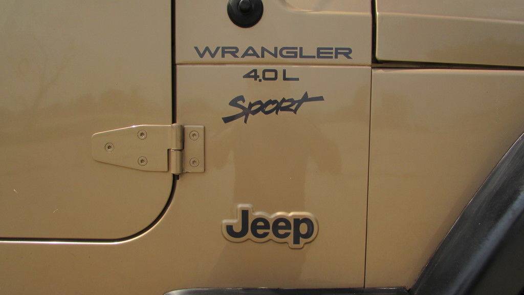 2000 Jeep WRANGLER SPORT in Big Bend, Wisconsin - Photo 5
