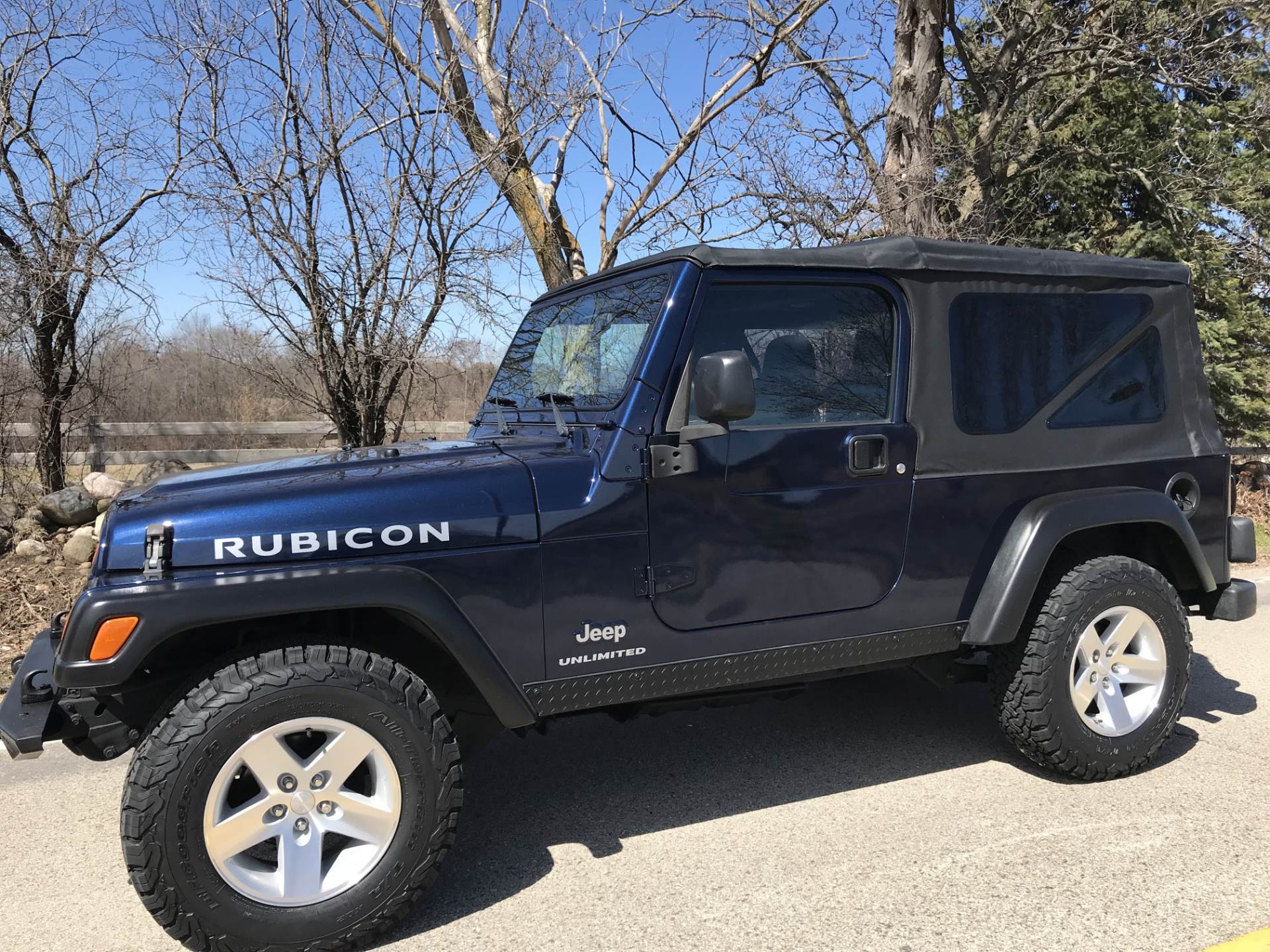 2006 Jeep Wrangler Unlimited Rubicon 2dr SUV 4WD in Big Bend, Wisconsin - Photo 3
