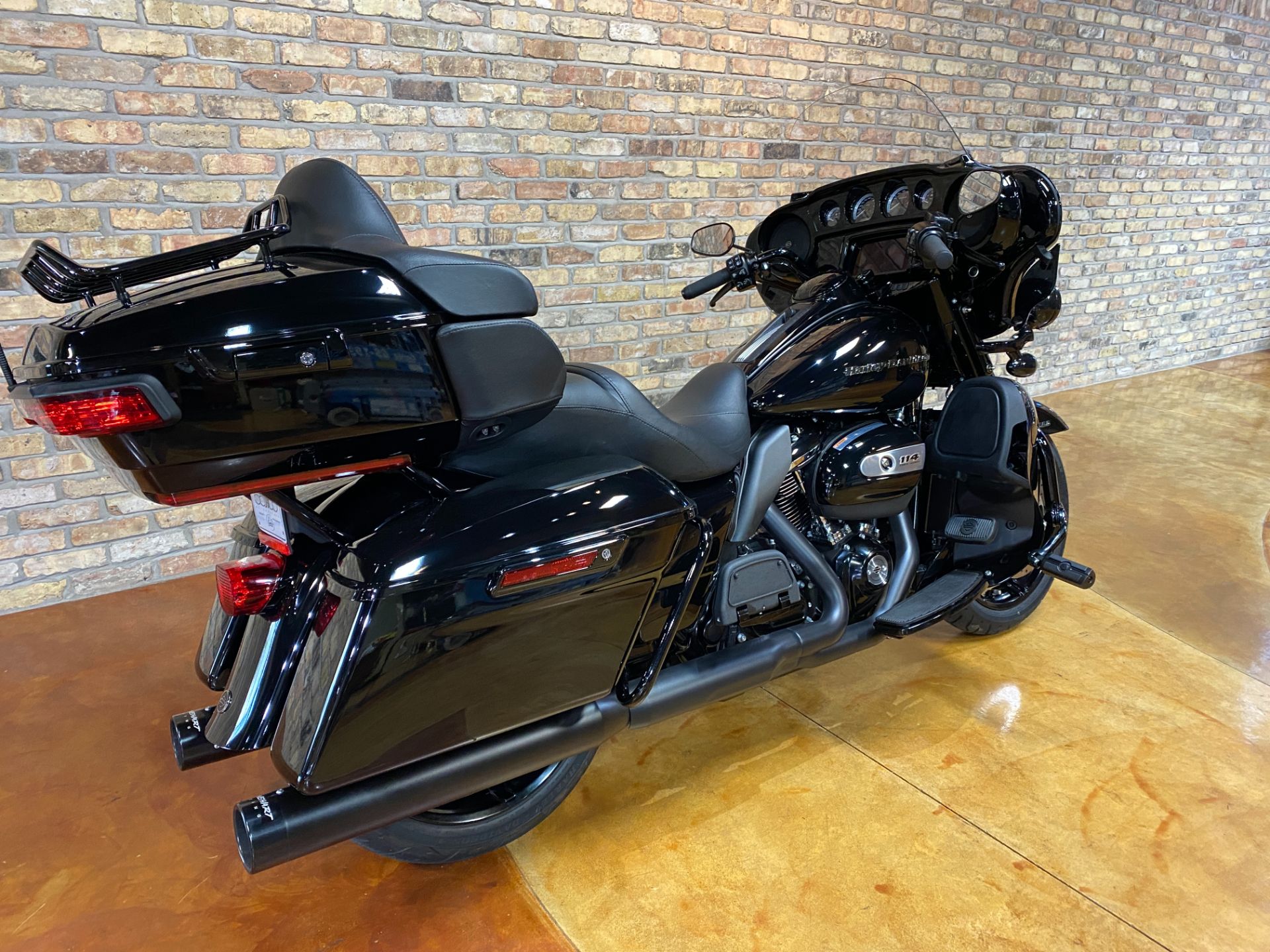 2022 Harley-Davidson Ultra Limited in Big Bend, Wisconsin - Photo 6