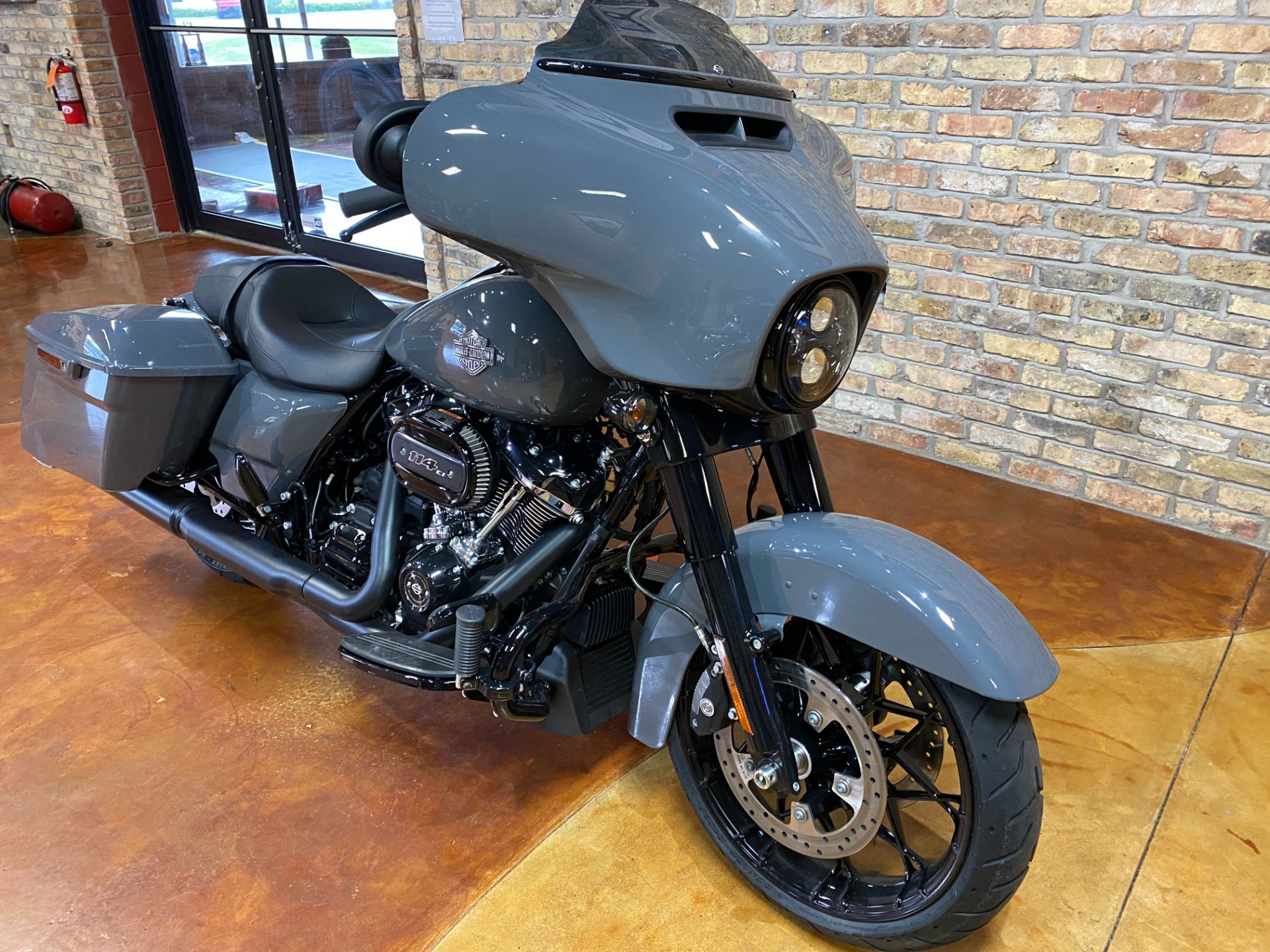 2022 Harley-Davidson Street Glide® Special in Big Bend, Wisconsin - Photo 11