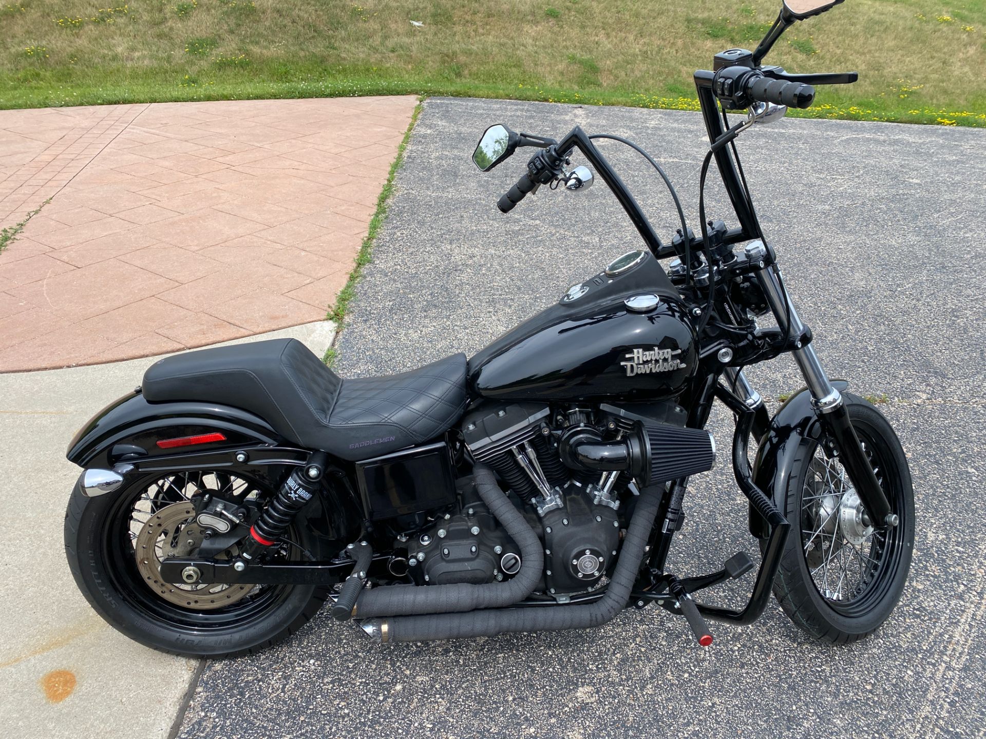 2013 Harley-Davidson Dyna® Street Bob® in Big Bend, Wisconsin - Photo 2