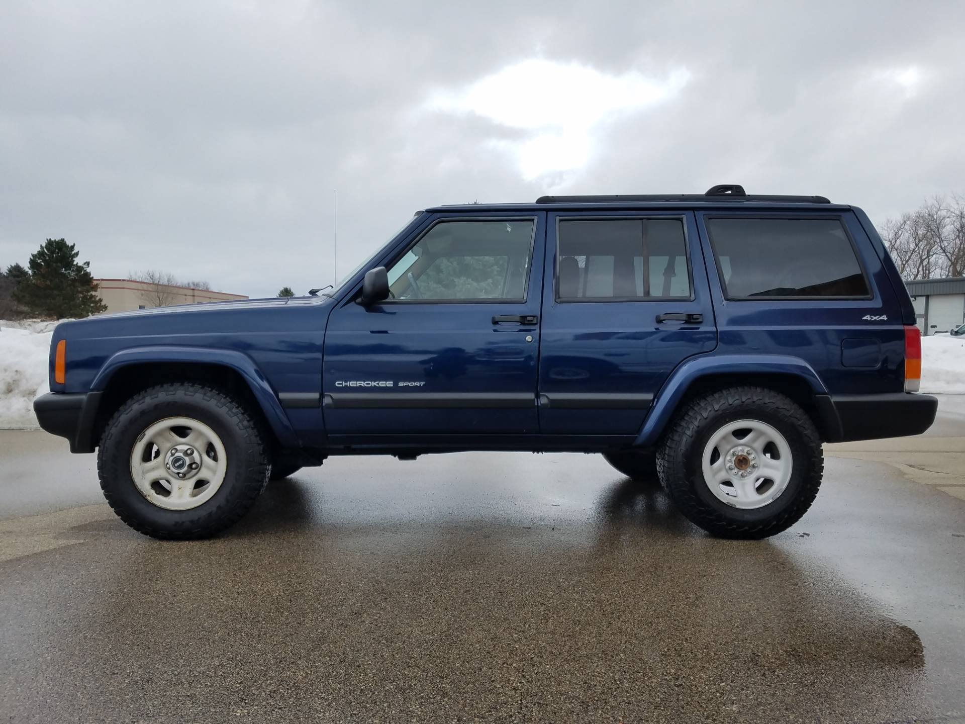2000 Jeep® Cherokee Sport in Big Bend, Wisconsin - Photo 21
