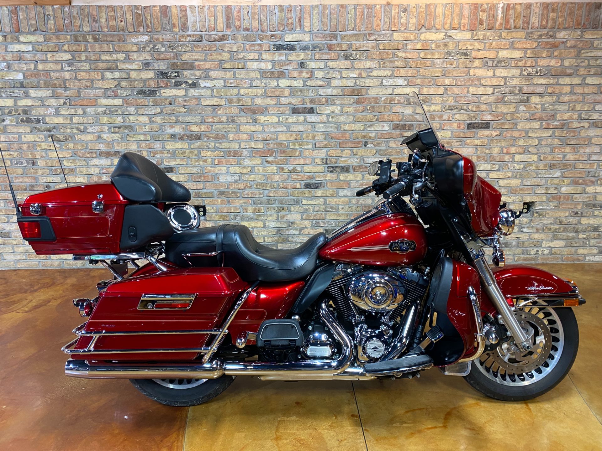 2012 Harley-Davidson Ultra Classic® Electra Glide® in Big Bend, Wisconsin - Photo 31