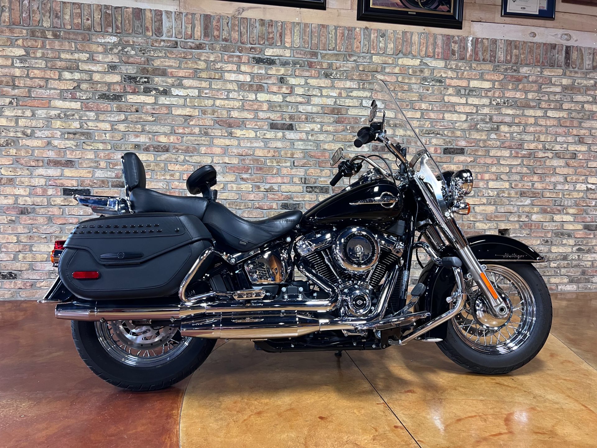 2020 Harley-Davidson Heritage Classic in Big Bend, Wisconsin - Photo 47