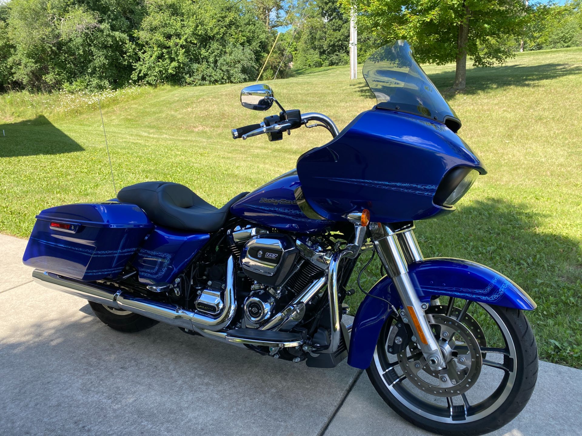 2019 Harley-Davidson Road Glide® in Big Bend, Wisconsin - Photo 15