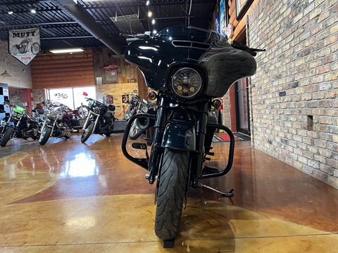 2019 Harley-Davidson Street Glide® Special in Big Bend, Wisconsin - Photo 16