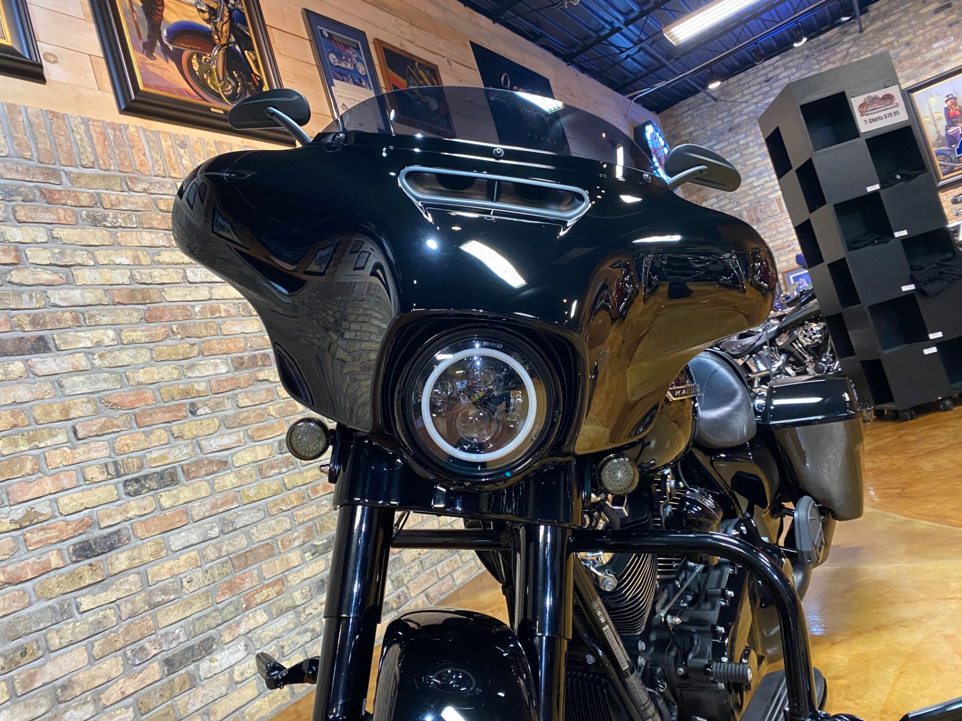 2019 Harley-Davidson Street Glide® Special in Big Bend, Wisconsin - Photo 23