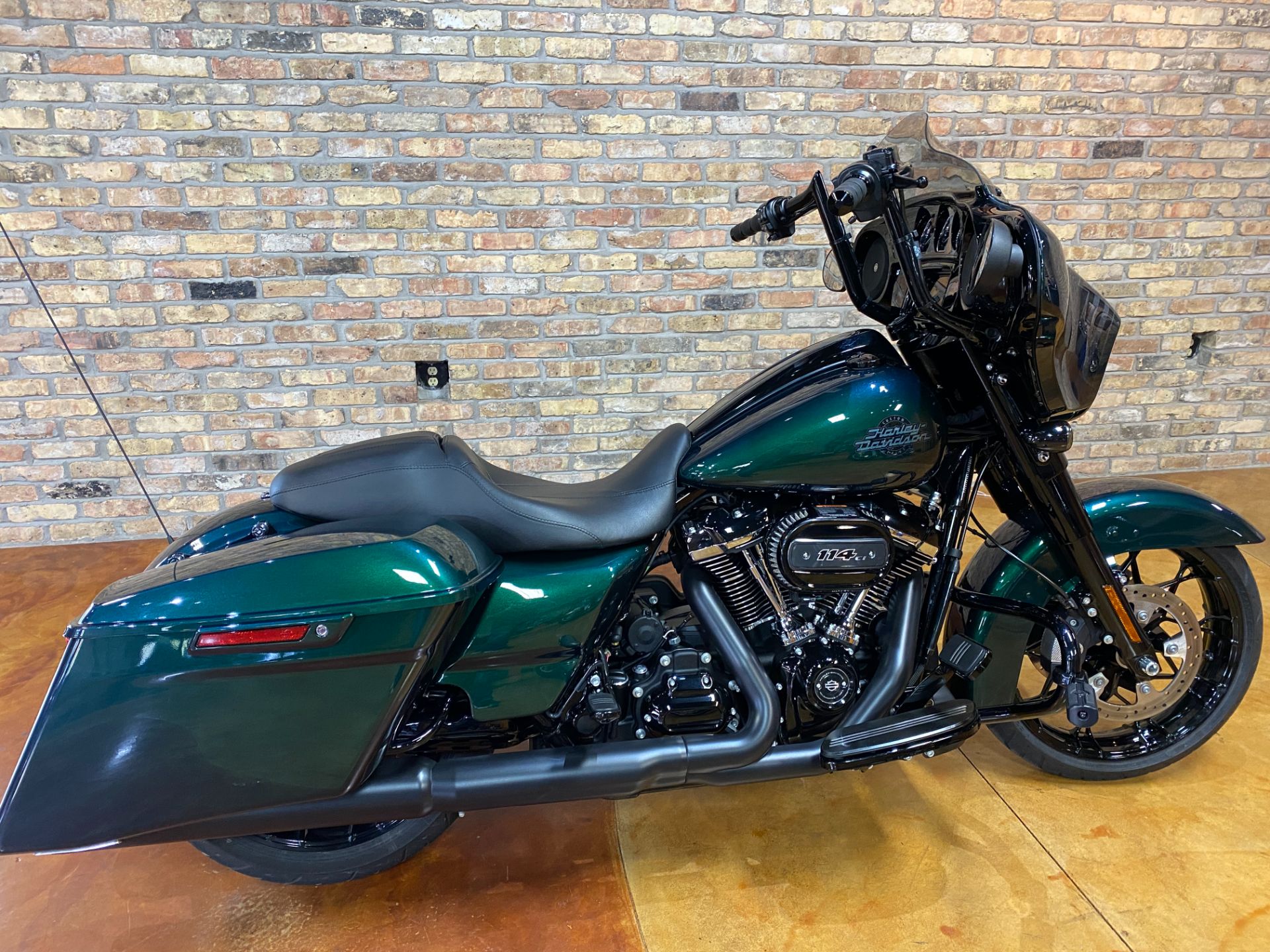2021 Harley-Davidson Street Glide® Special in Big Bend, Wisconsin - Photo 33