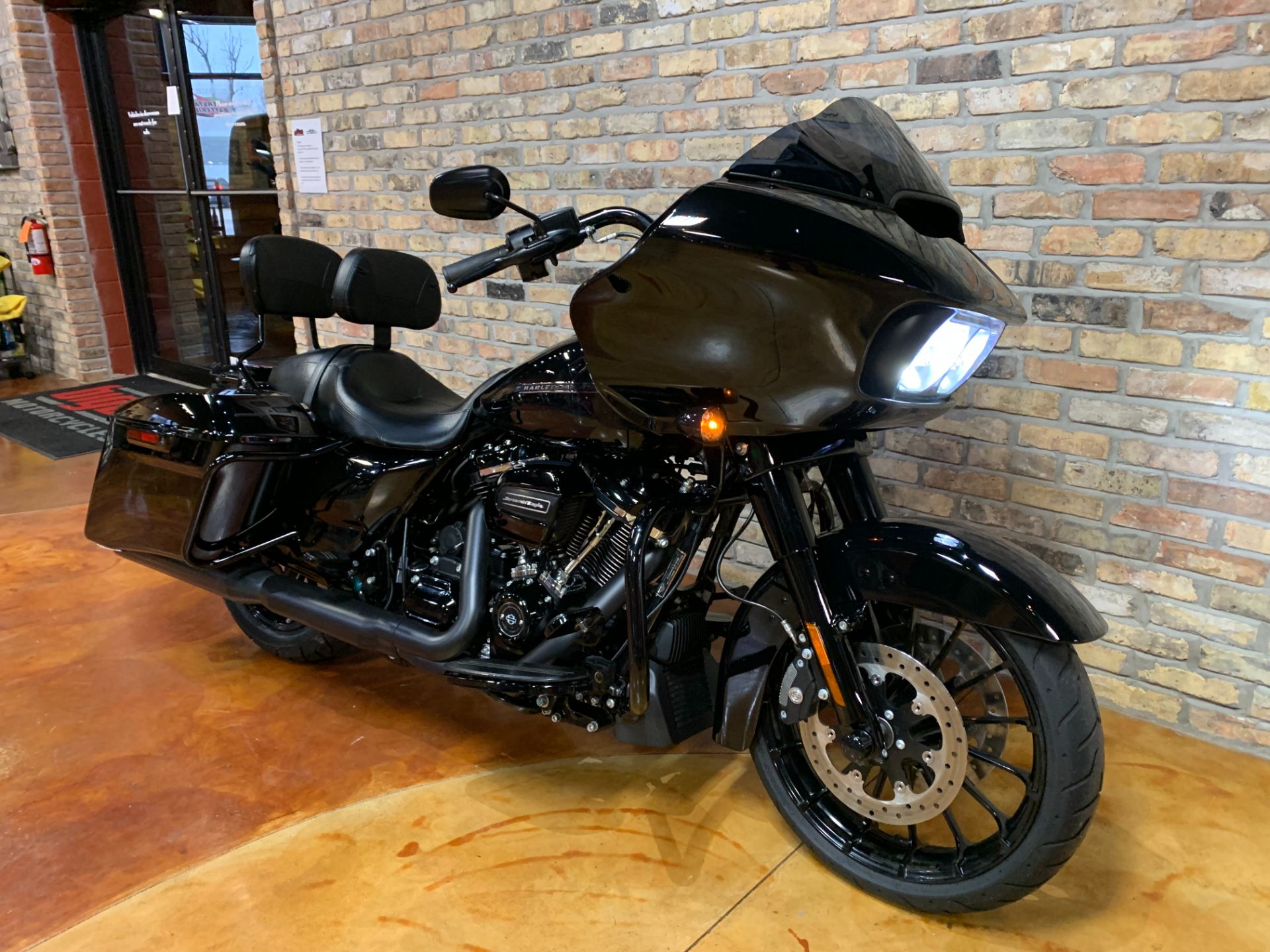 2018 Harley-Davidson Road Glide® Special in Big Bend, Wisconsin - Photo 20