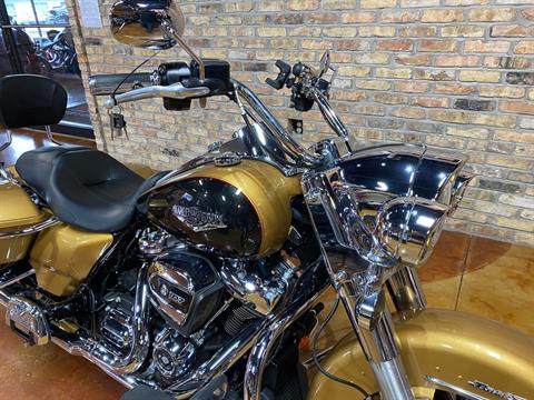 2017 Harley-Davidson Road King® in Big Bend, Wisconsin - Photo 6