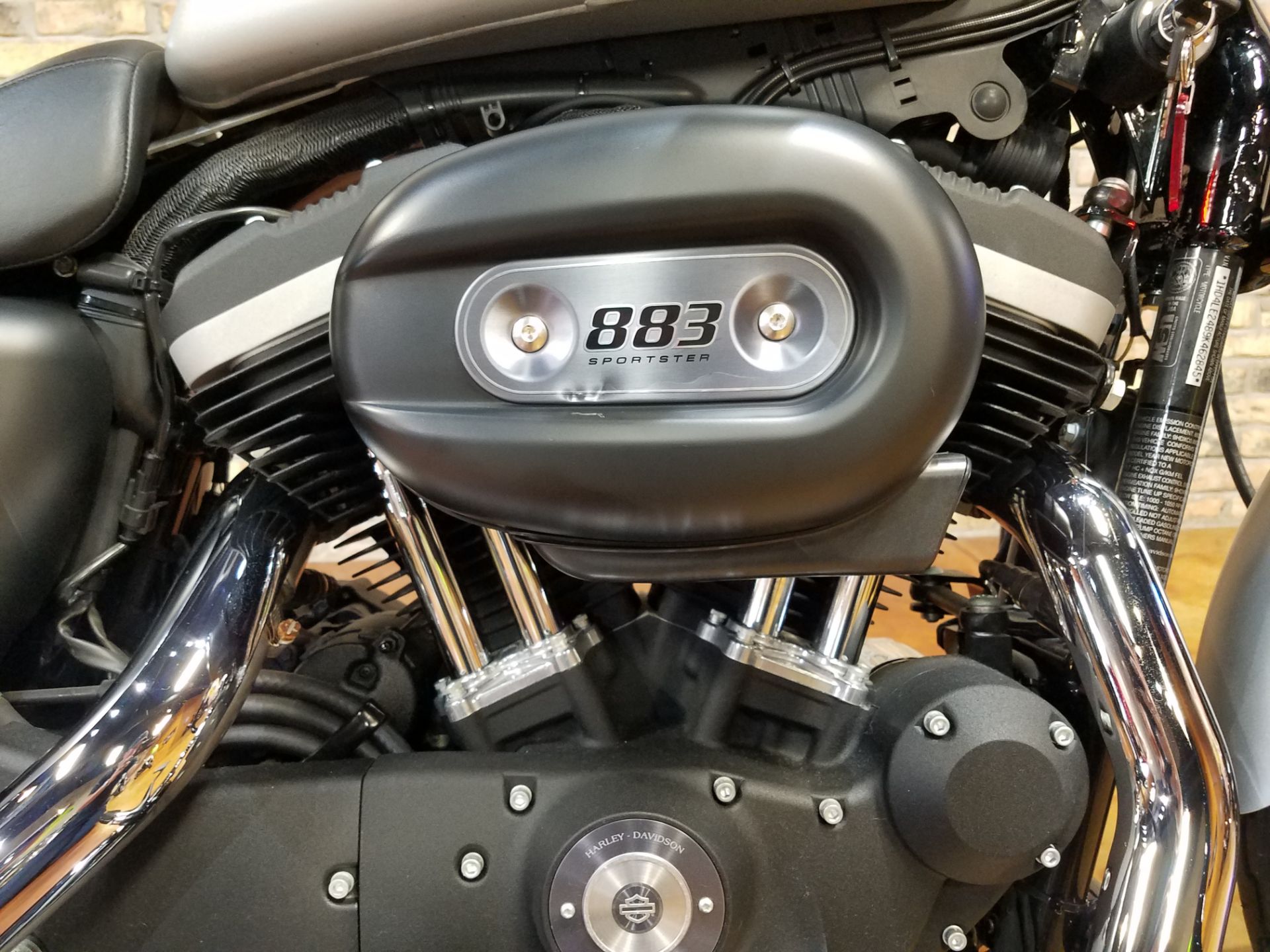 2009 Harley-Davidson Sportster® Iron 883™ in Big Bend, Wisconsin - Photo 8