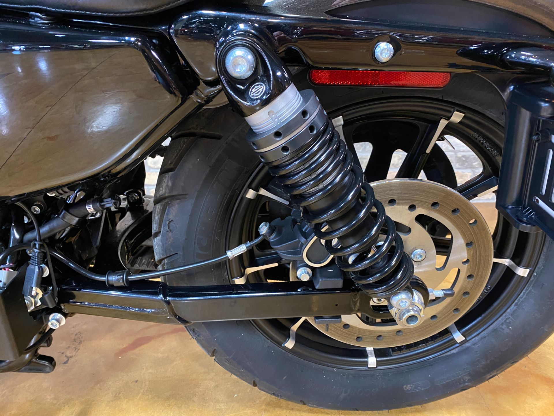2020 Harley-Davidson Iron 883™ in Big Bend, Wisconsin - Photo 20