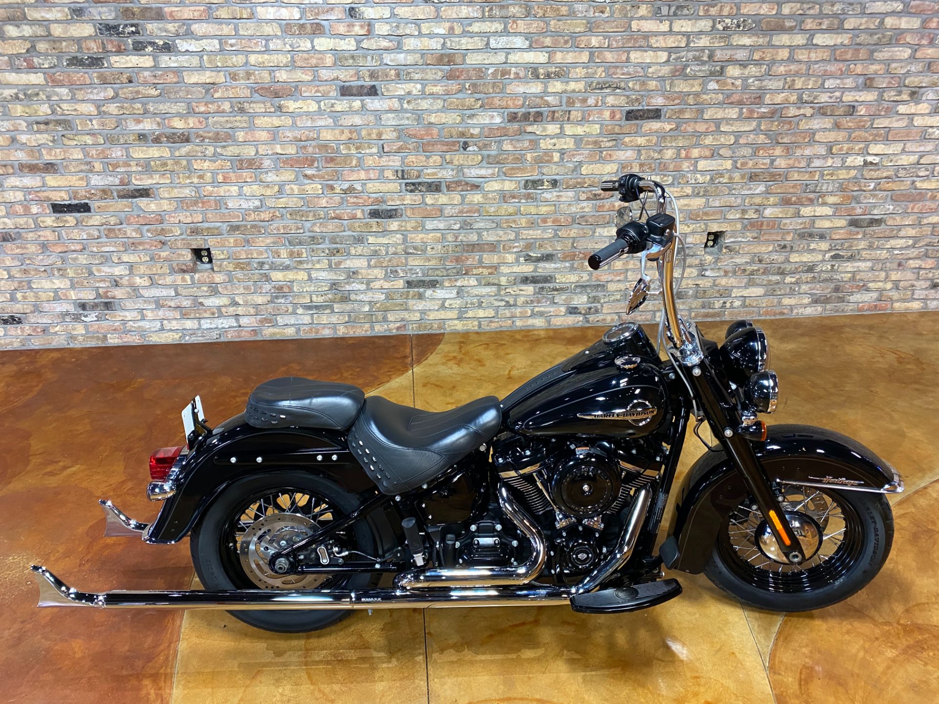 2019 Harley-Davidson Heritage Classic 107 in Big Bend, Wisconsin - Photo 8