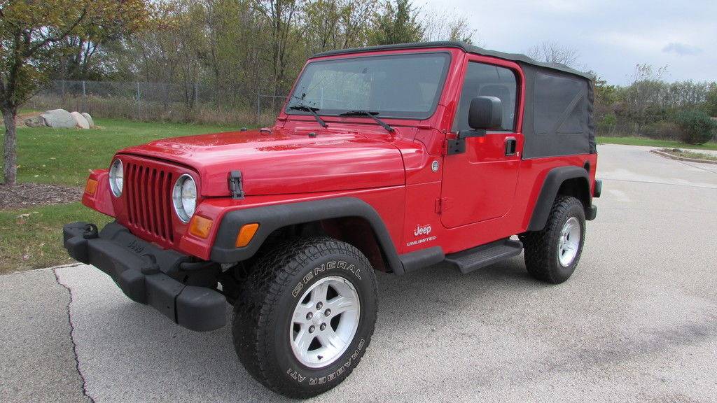 2005 Jeep WRANGLER UNLIMITED in Big Bend, Wisconsin - Photo 4