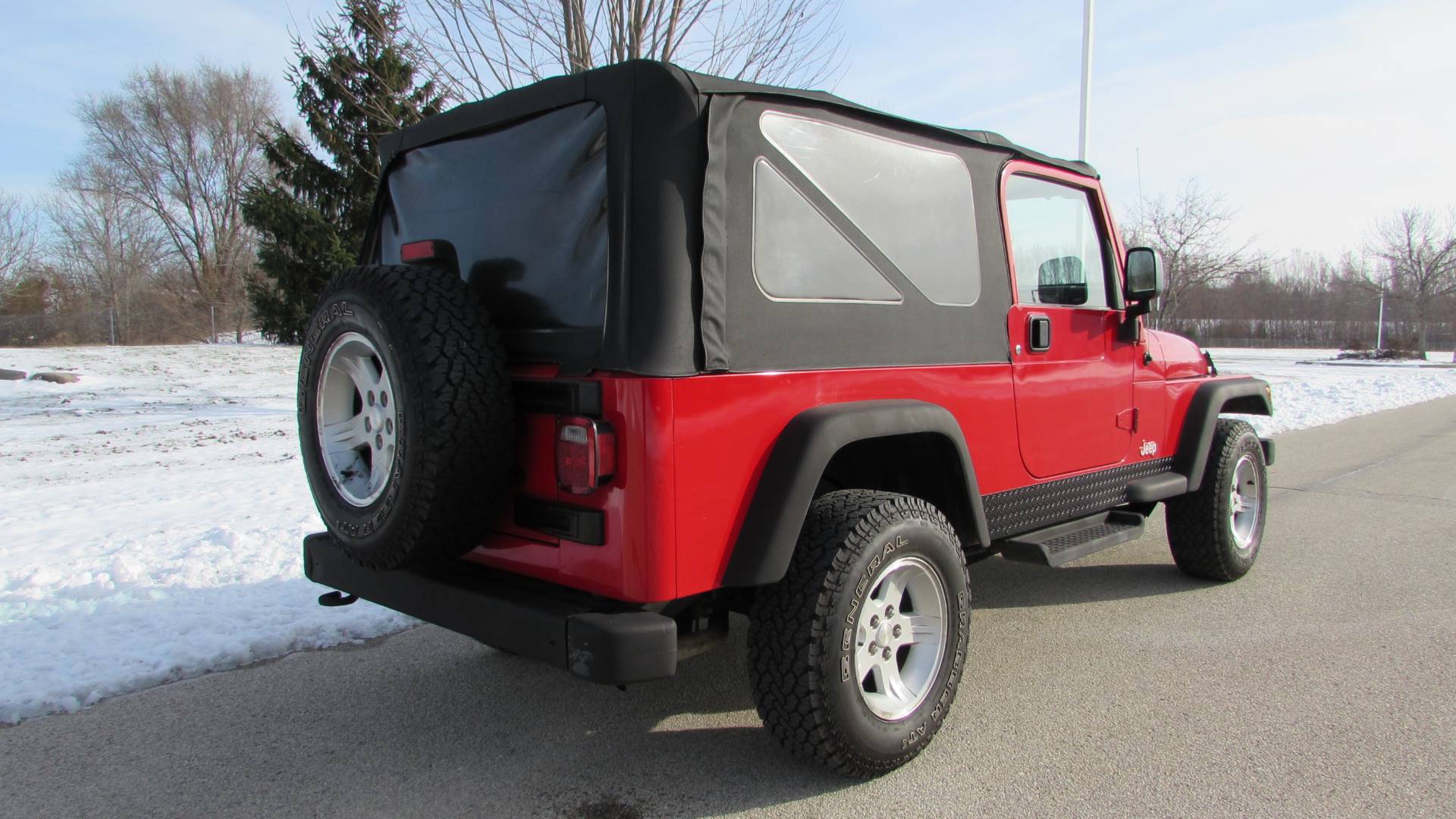 2005 Jeep WRANGLER UNLIMITED in Big Bend, Wisconsin - Photo 10