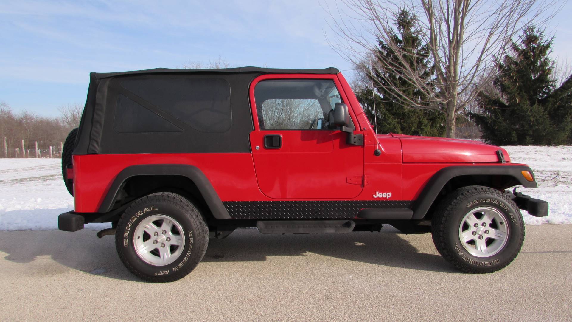 2005 Jeep WRANGLER UNLIMITED in Big Bend, Wisconsin - Photo 11