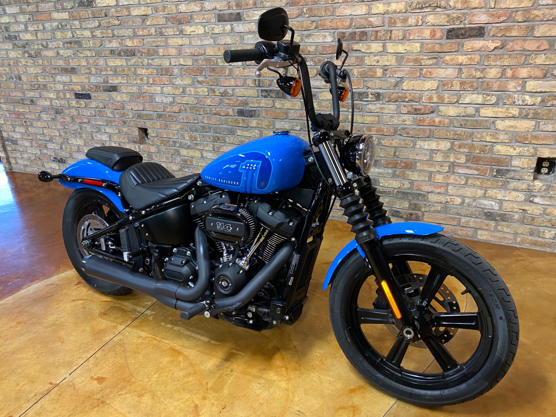 2022 Harley-Davidson Street Bob® 114 in Big Bend, Wisconsin - Photo 4