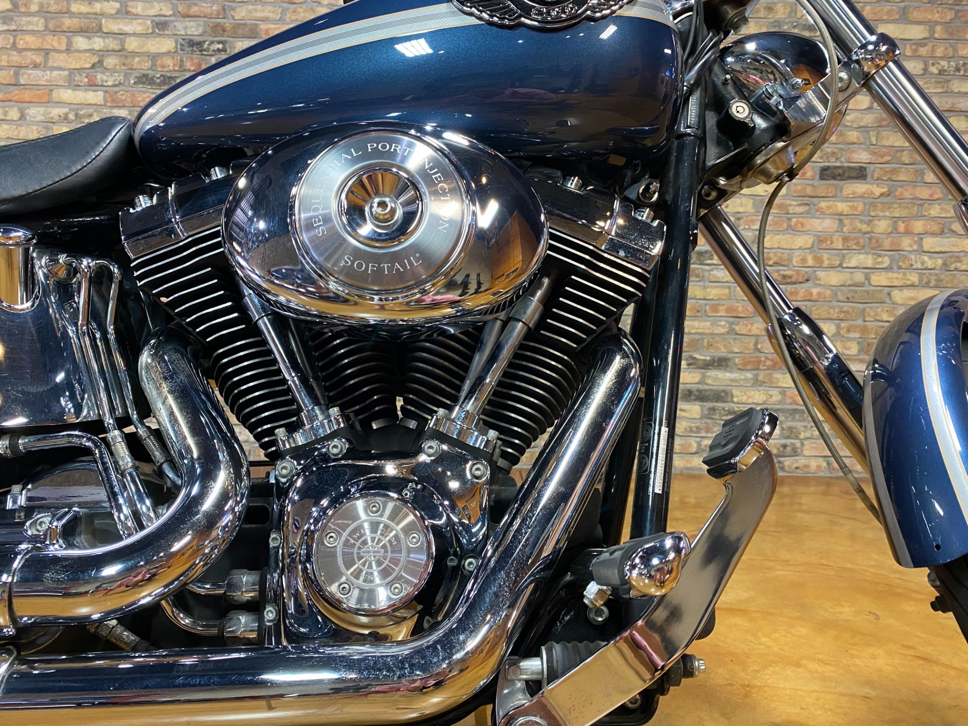 2003 Harley-Davidson FXSTD/FXSTDI Softail®  Deuce™ in Big Bend, Wisconsin - Photo 18